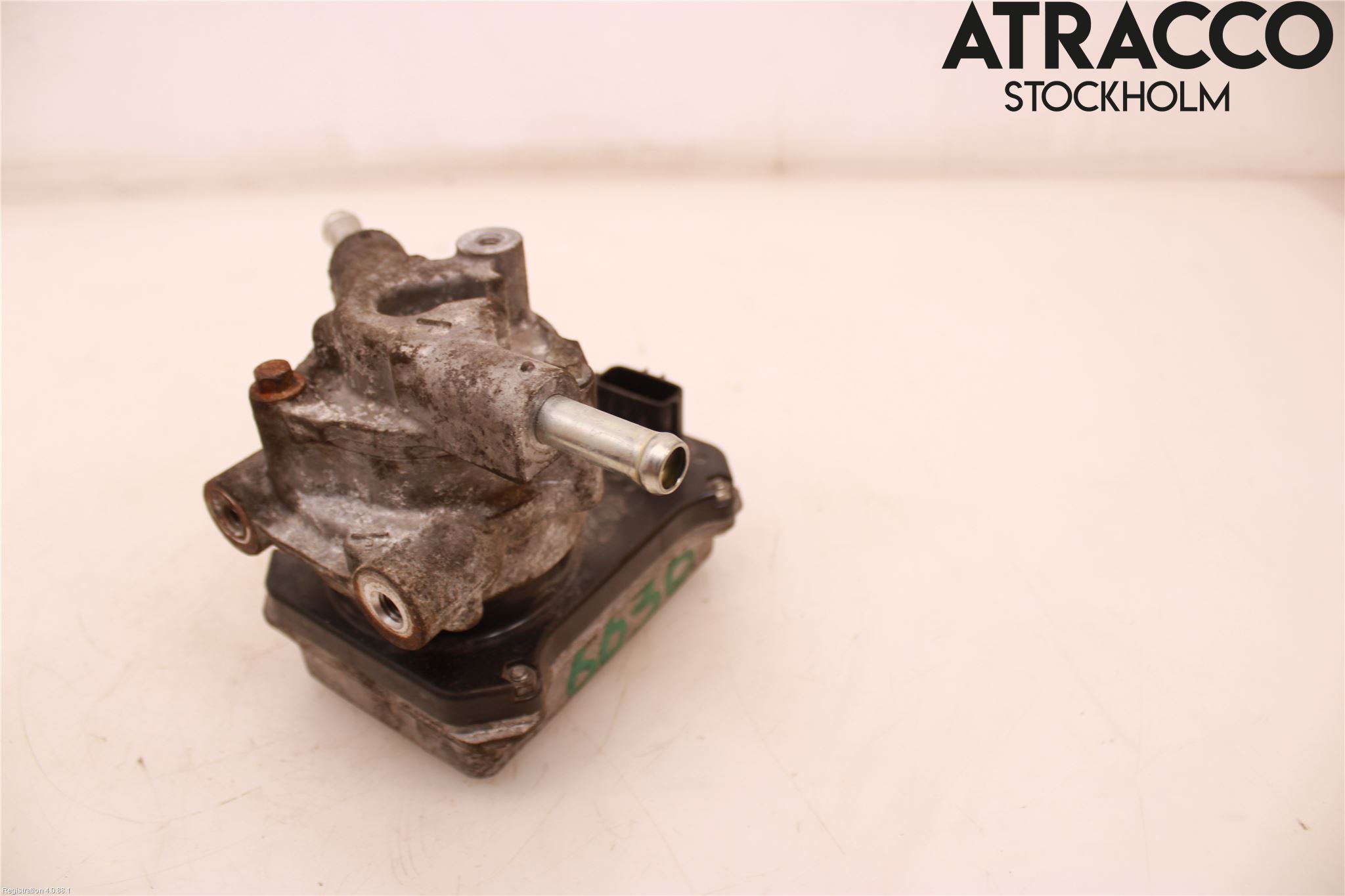 Mitsubishi OUTLANDER 13-21 Varme Sirkulasjonspumpe