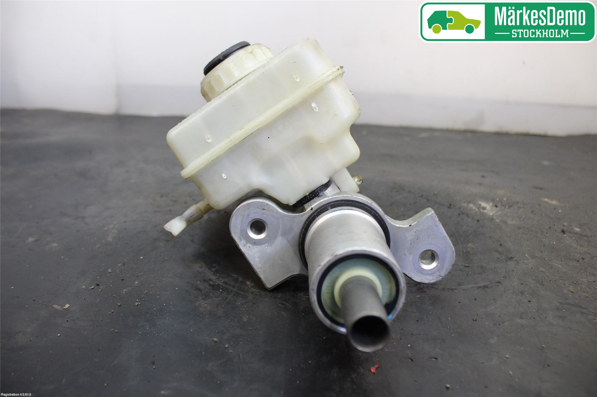 BMW 5 E60/61 Sed/Tou 02-10 Brems Hovedsylinder