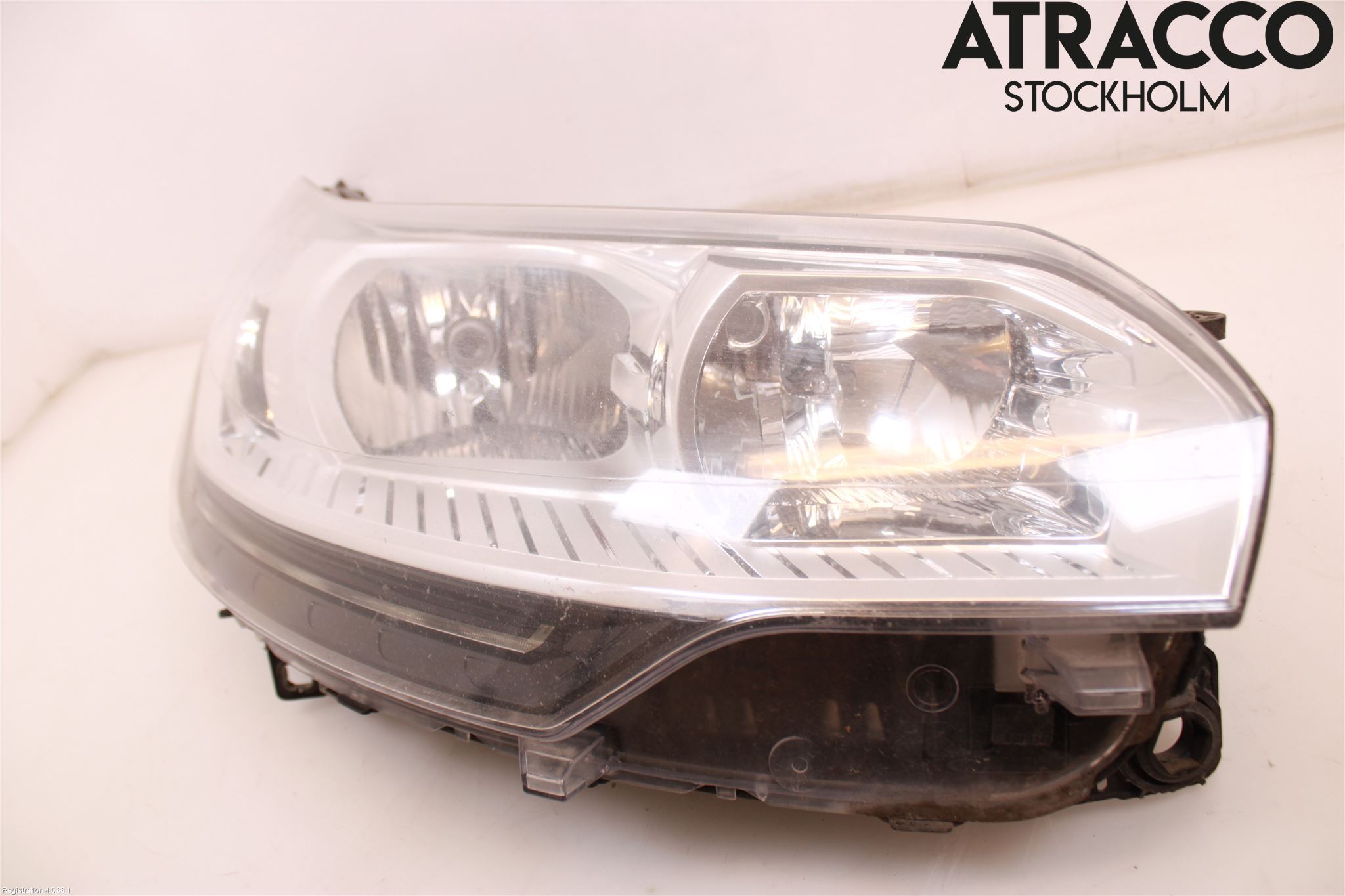 Citroen C5 08-17 Frontlykt Høyre
