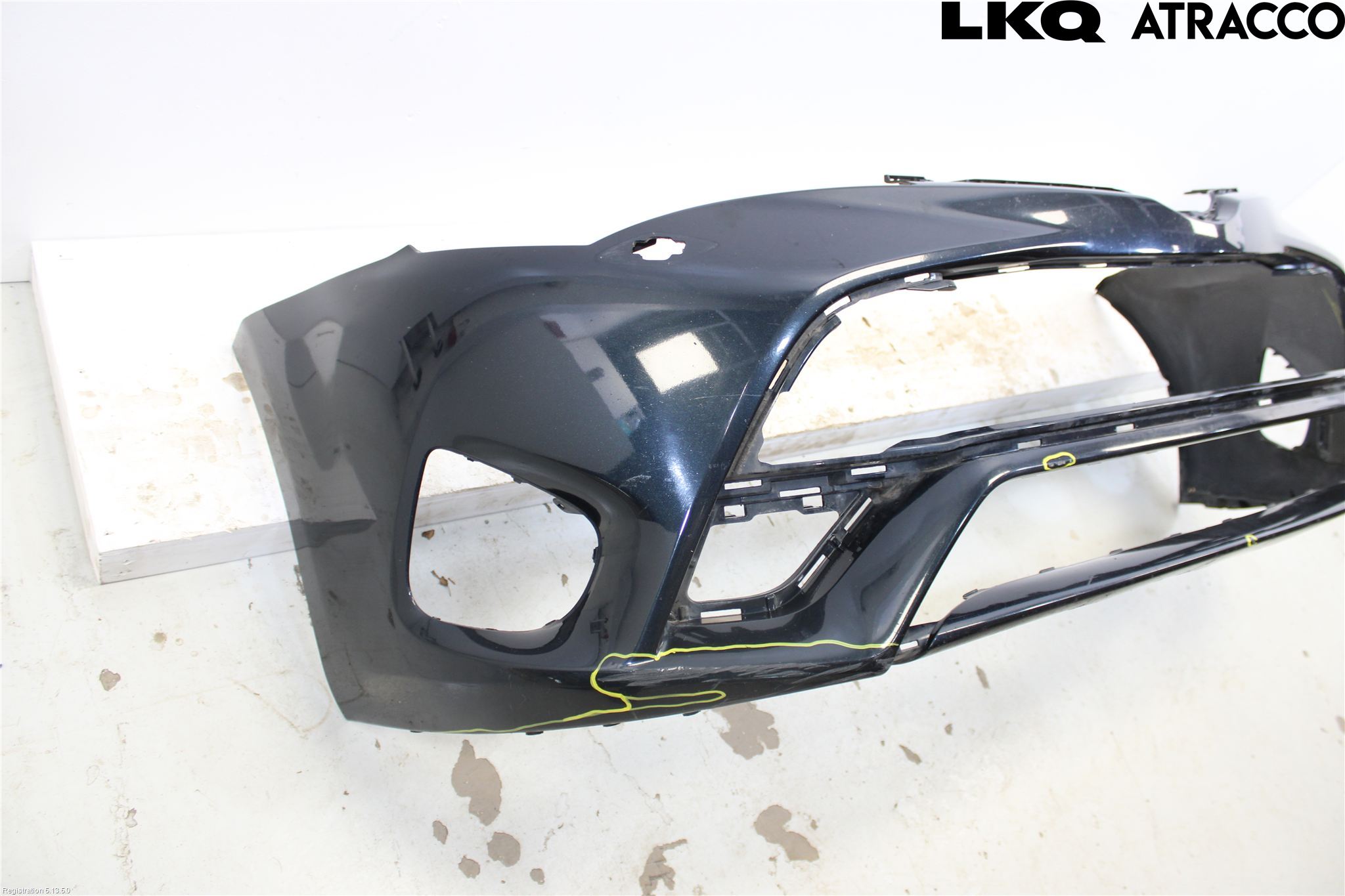 Toyota AVENSIS 16-18 Støtfanger Foran