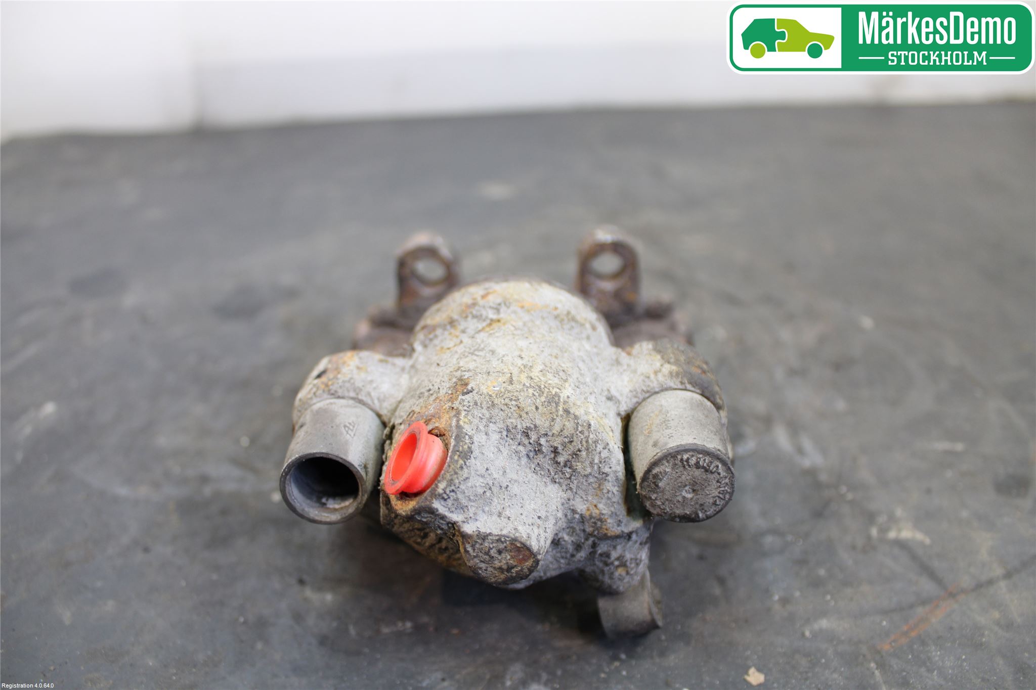 BMW 3 E46      98-05 Bremsecaliper Bak Høyre