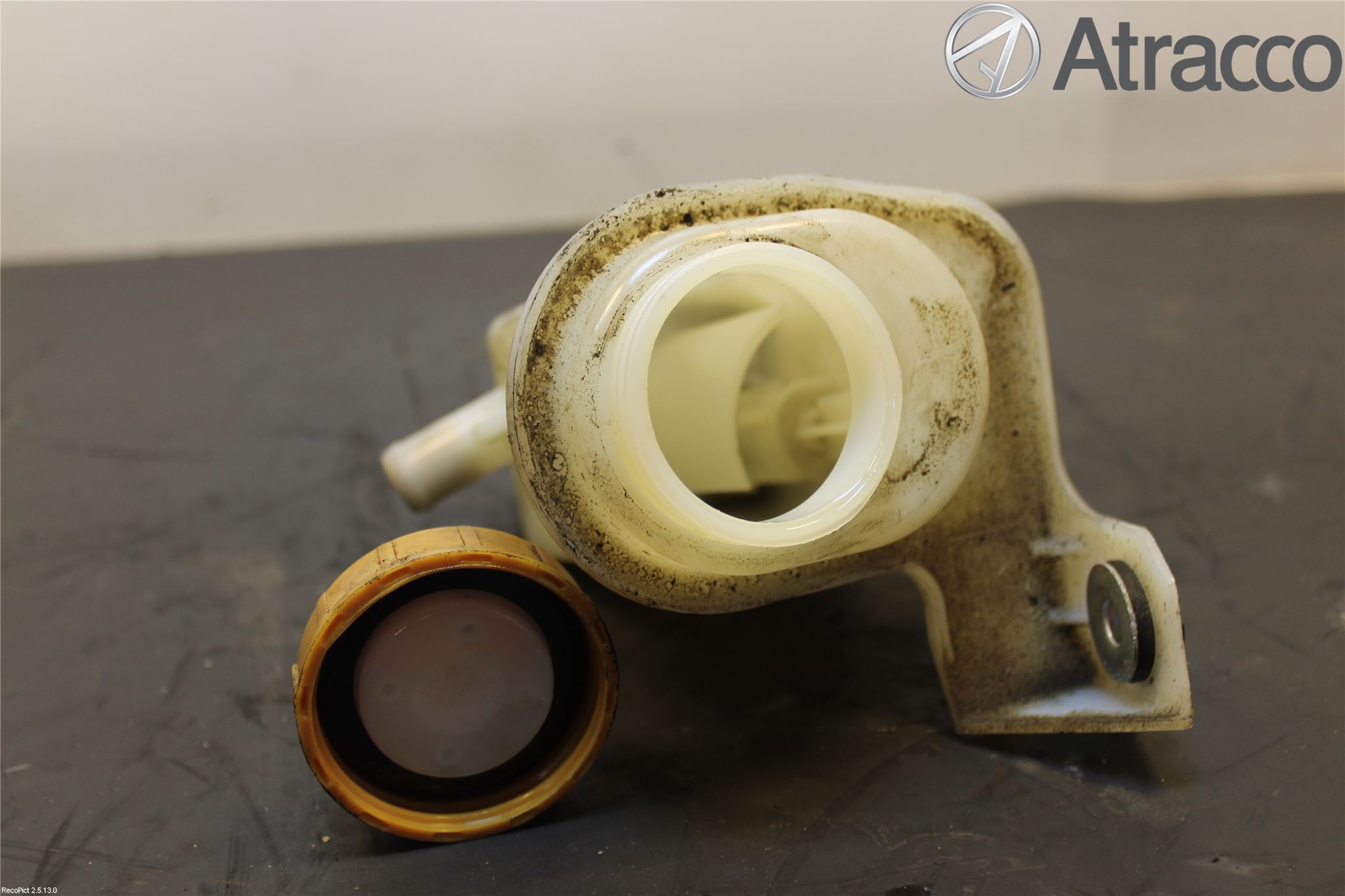 Peugeot BIPPER Servo Oljebeholder