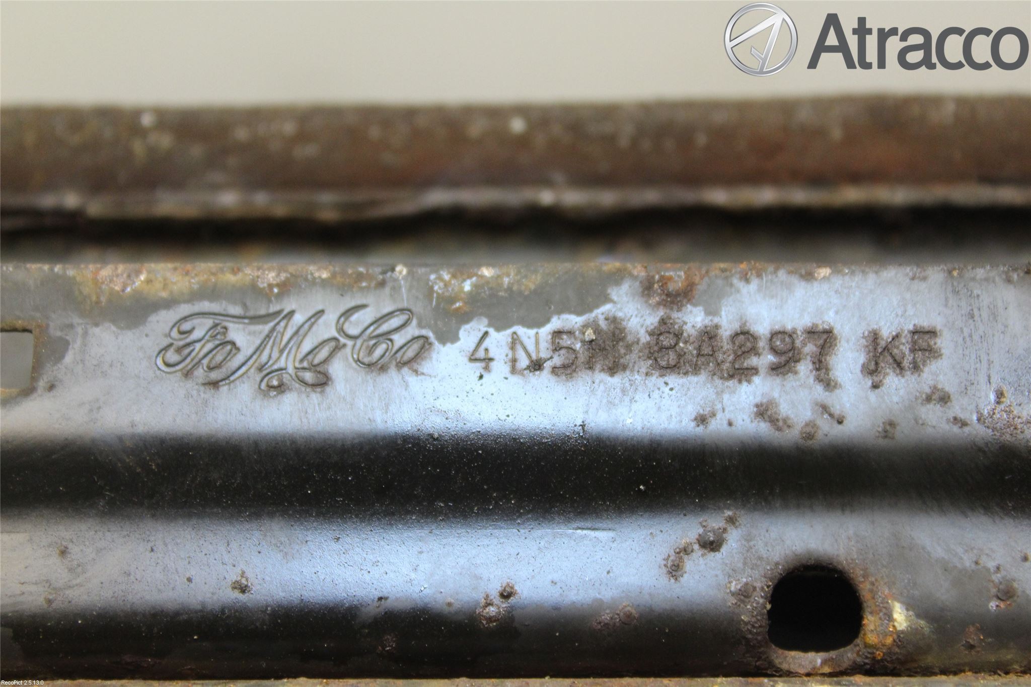 Volvo V50 04-07 Radiator Feste - Ramme - Bjelk