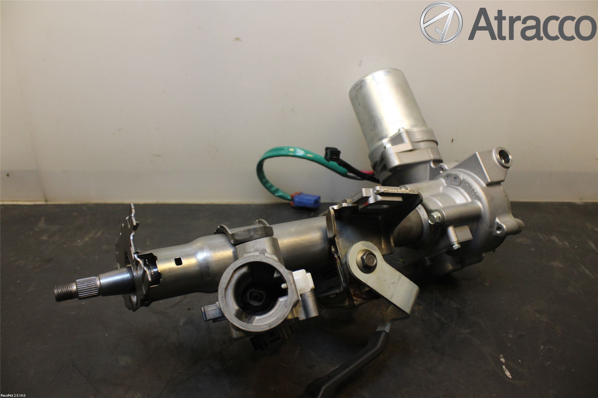 Suzuki SWIFT 11-16 Rattakselaggregat Innebygd Servo