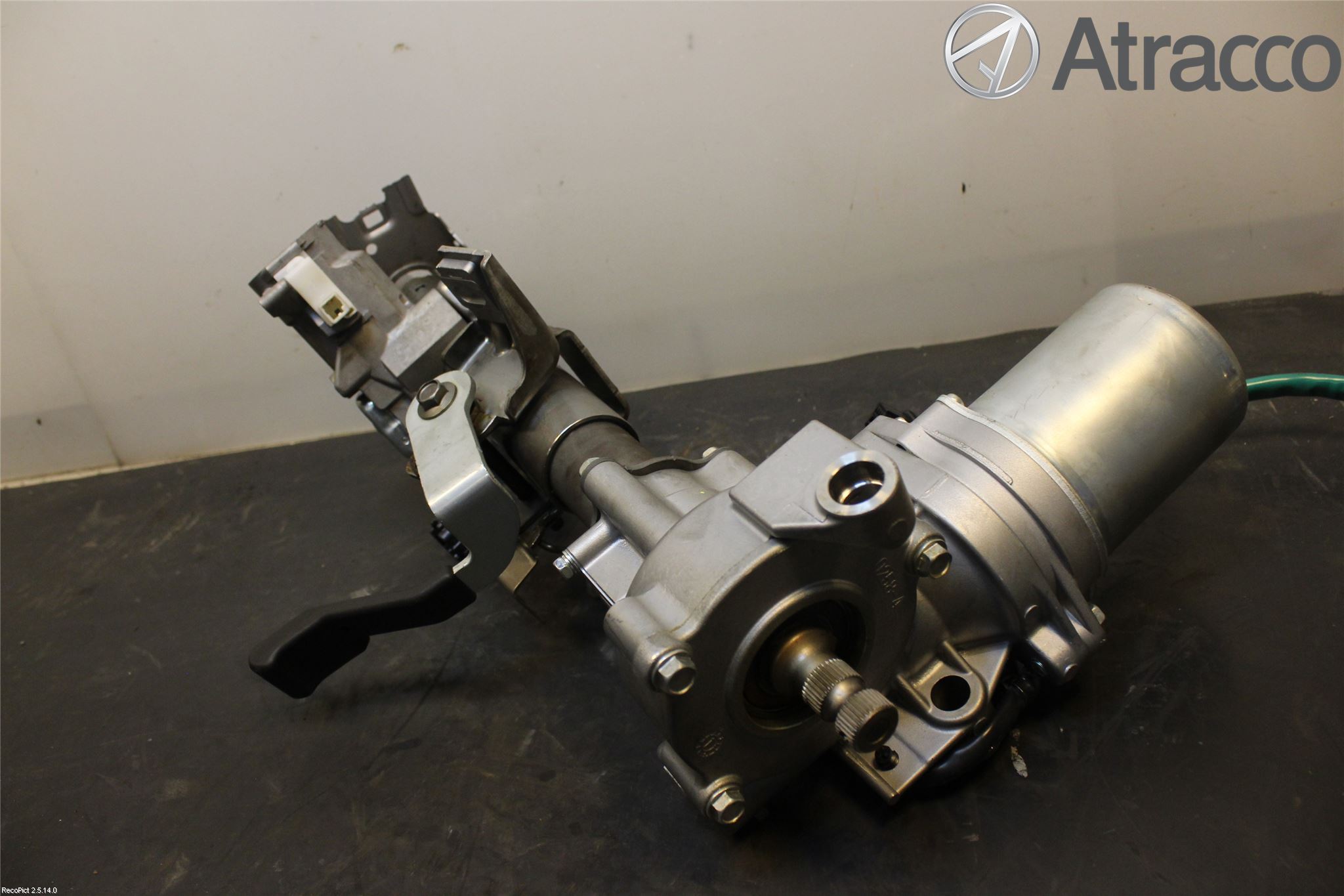 Suzuki SWIFT 11-16 Rattakselaggregat Innebygd Servo