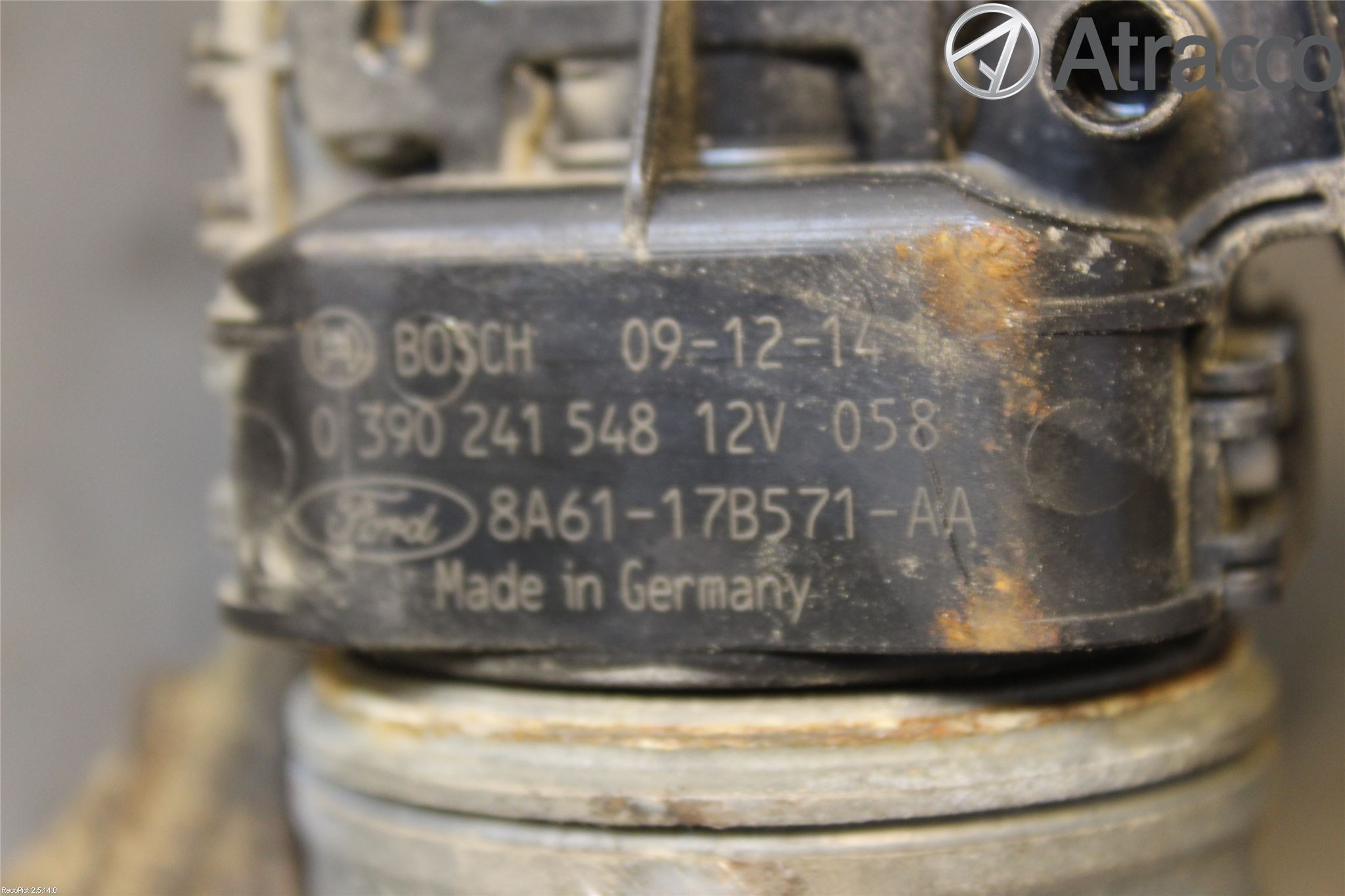 Ford FIESTA 09-12 Viskermotor Frontrute