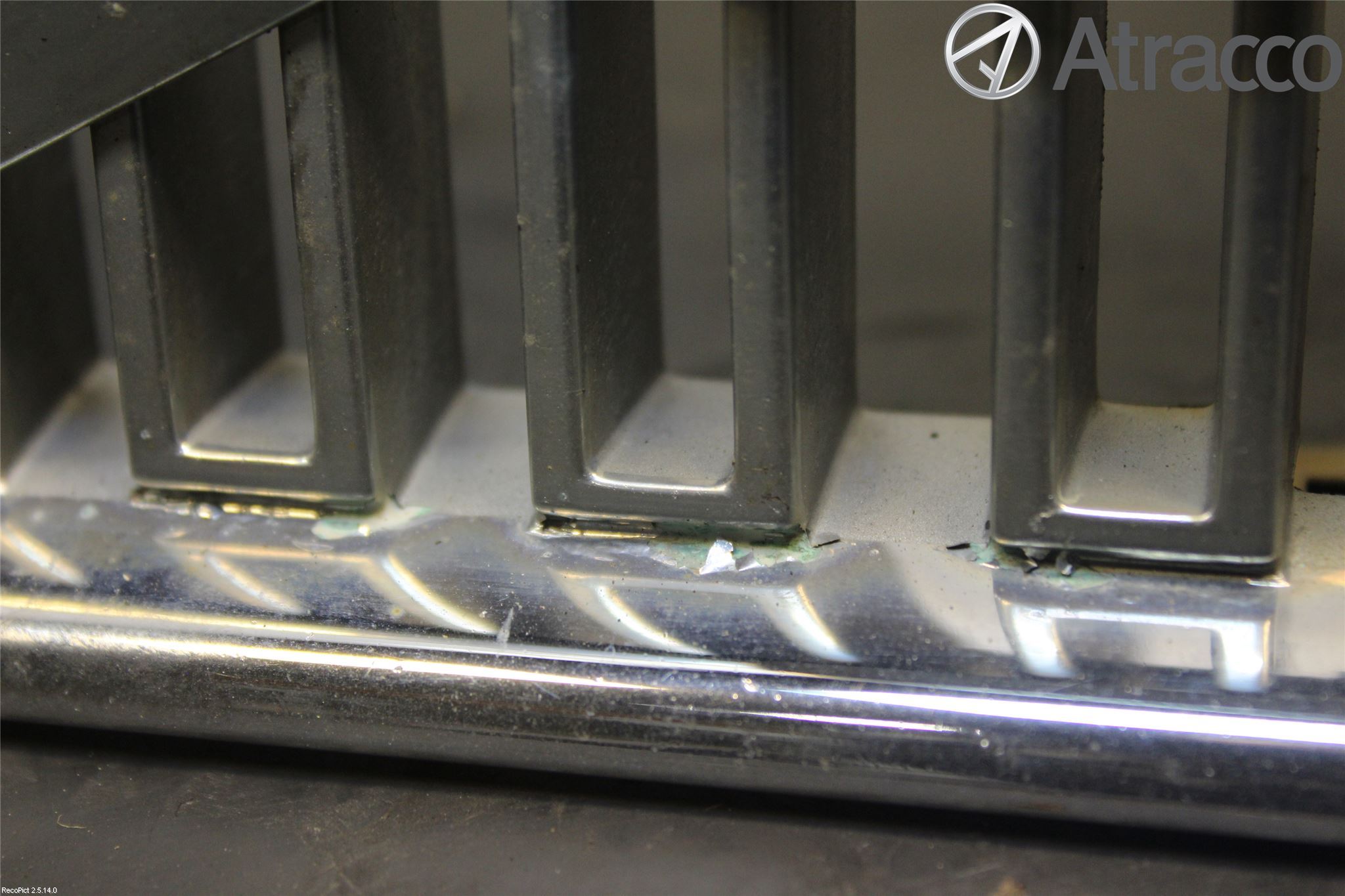 Volvo S80 99-03 Grill Komplett