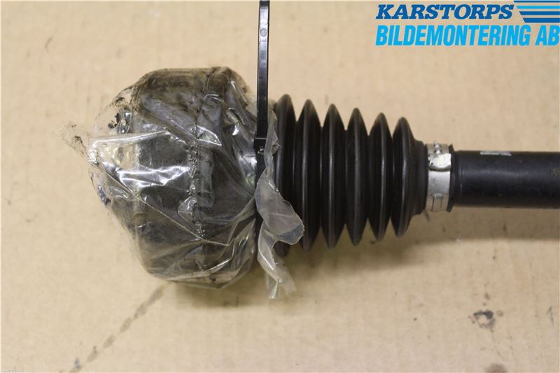 Volkswagen VW JETTA V 06-10 Drivaksel Foran Kompl Venstre