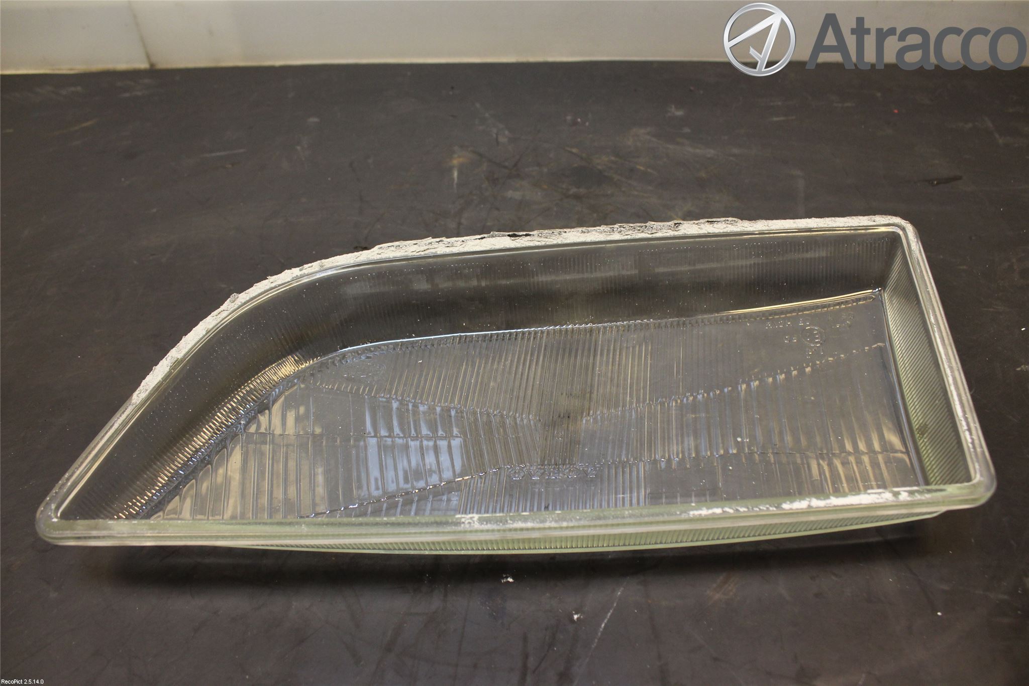 Volvo S40/V40    96-04 Frontlykt Glass Høyre