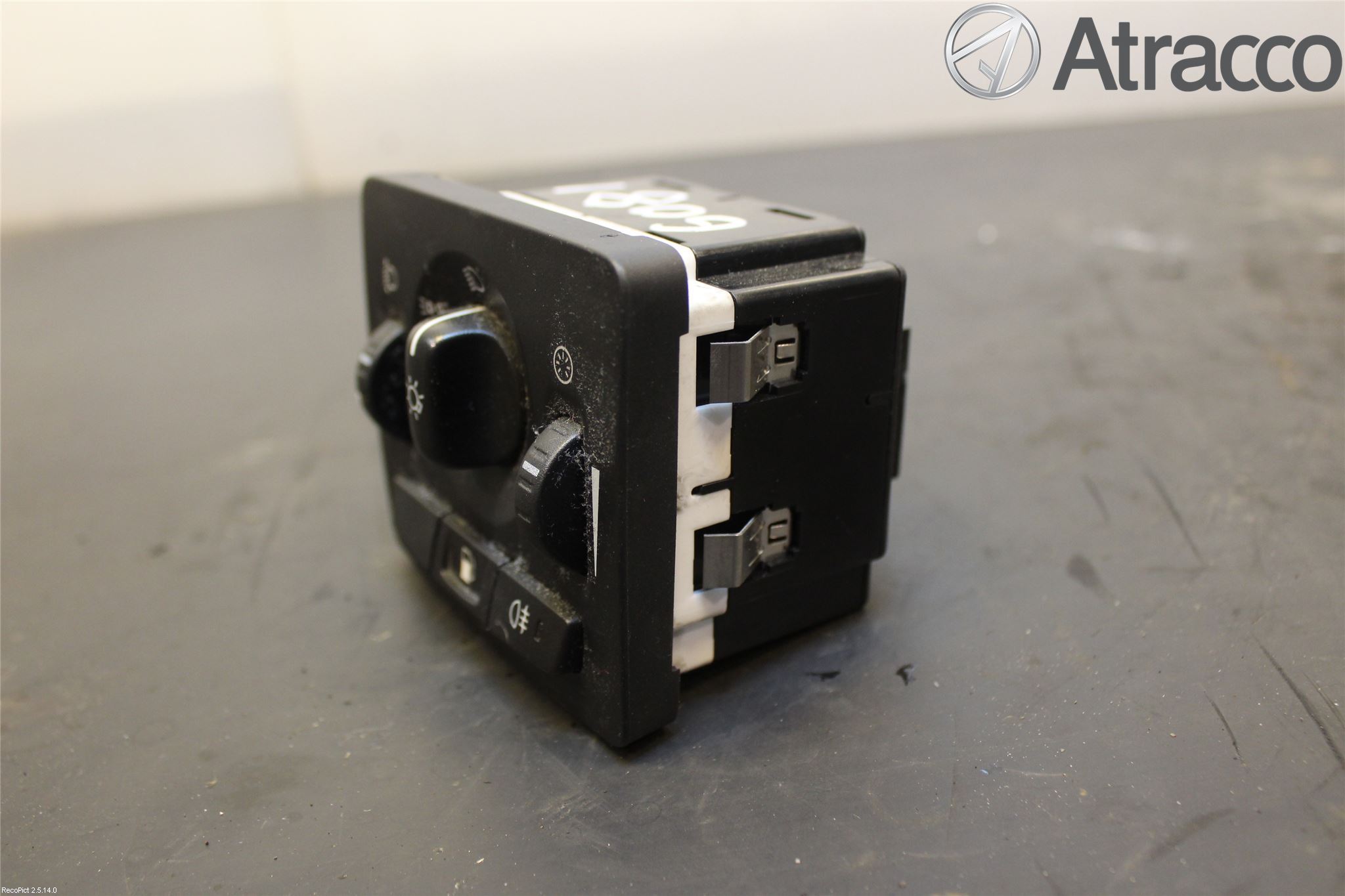 Volvo V50 04-07 Bryter Hovedlys