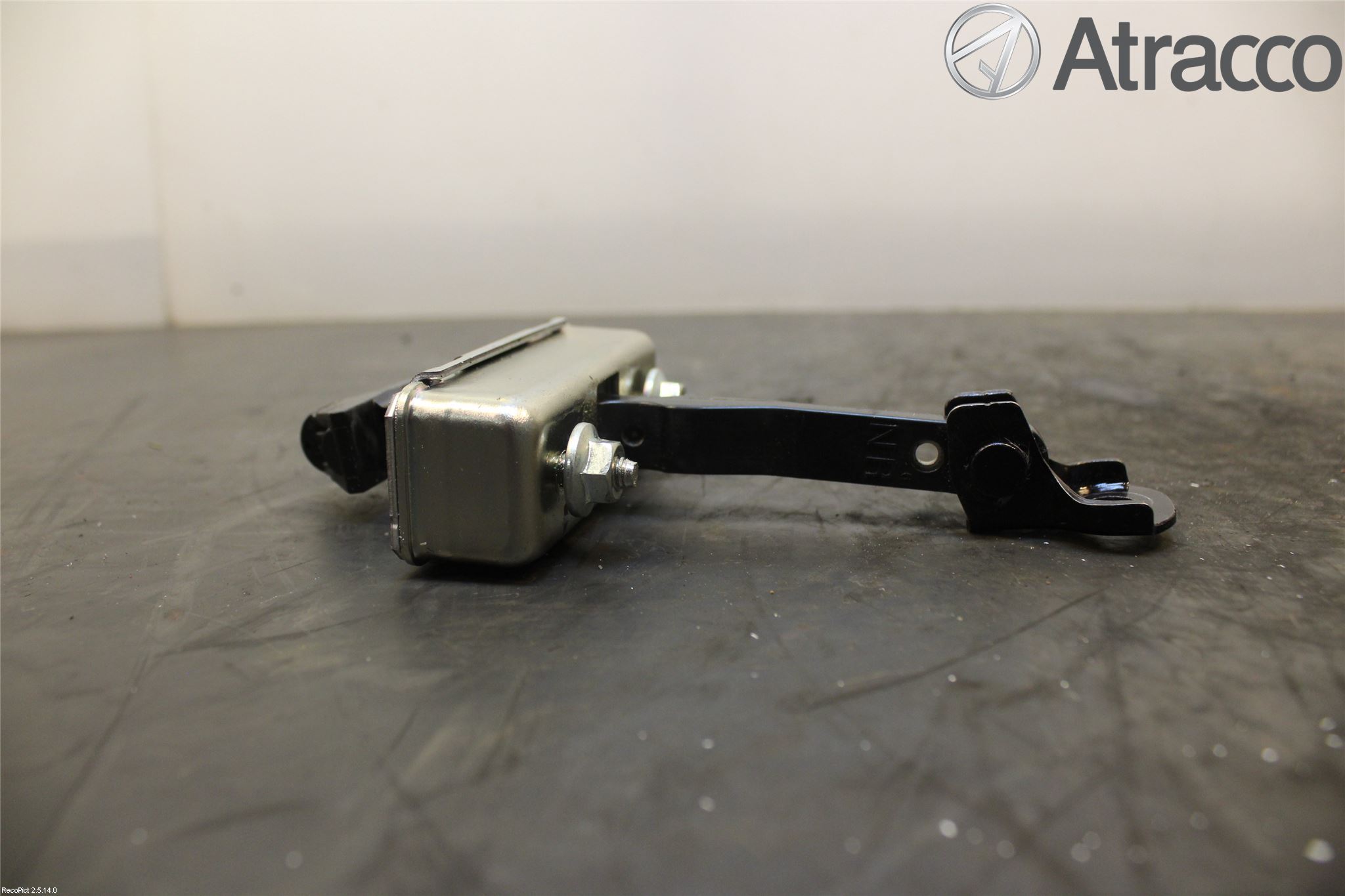 Mazda MX-5 IV (ND/ND2/ND3) MIATA 15- Dørstopper