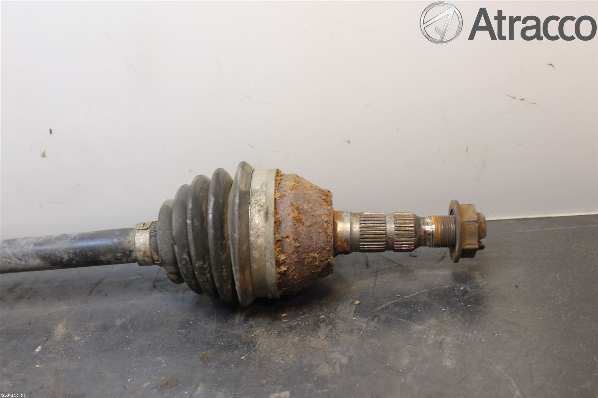 Opel ASTRA H 04-12 Drivaksel Foran Kompl Høyre