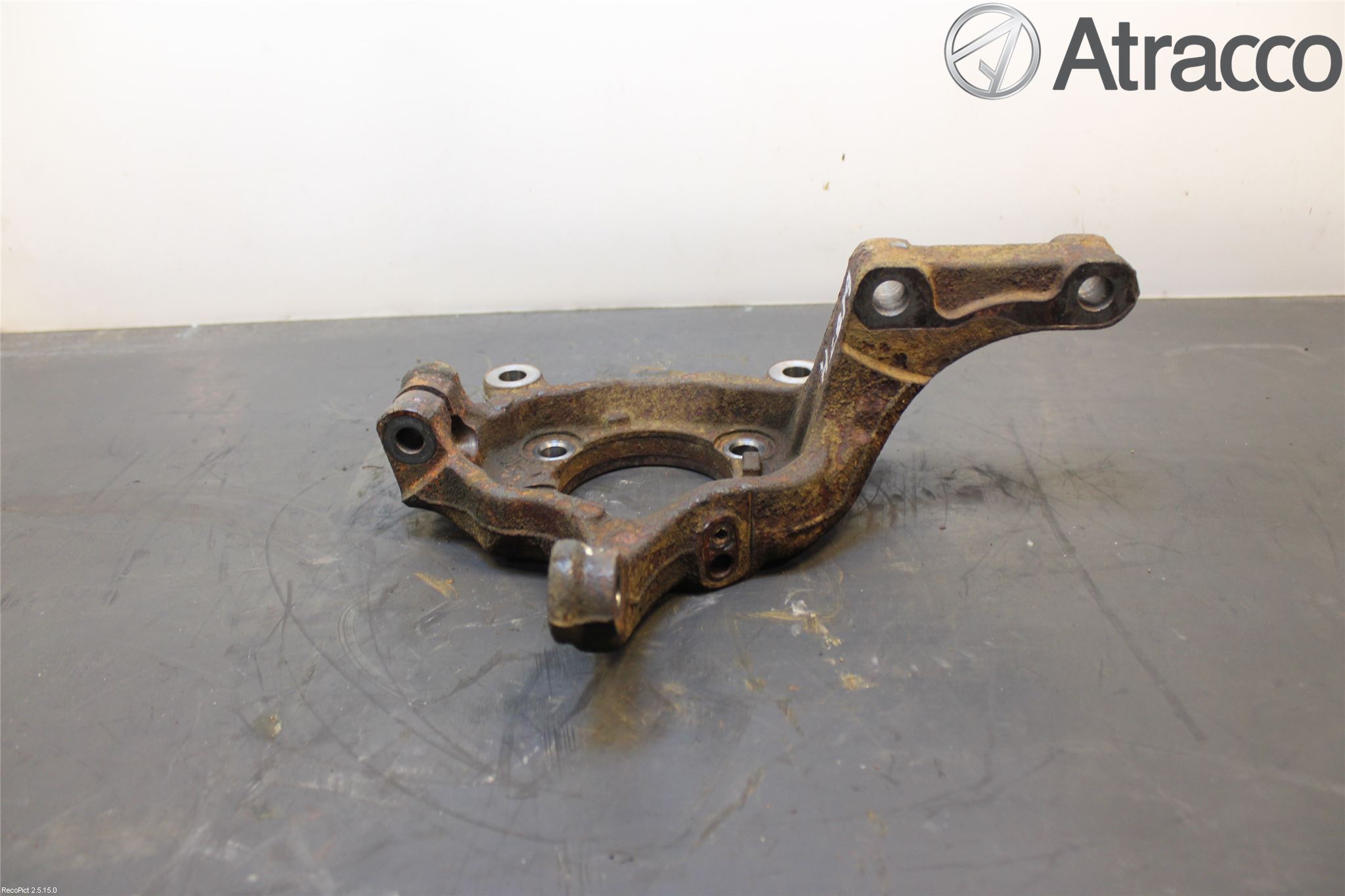 Nissan QASHQAI 10-14 Spindel Hf