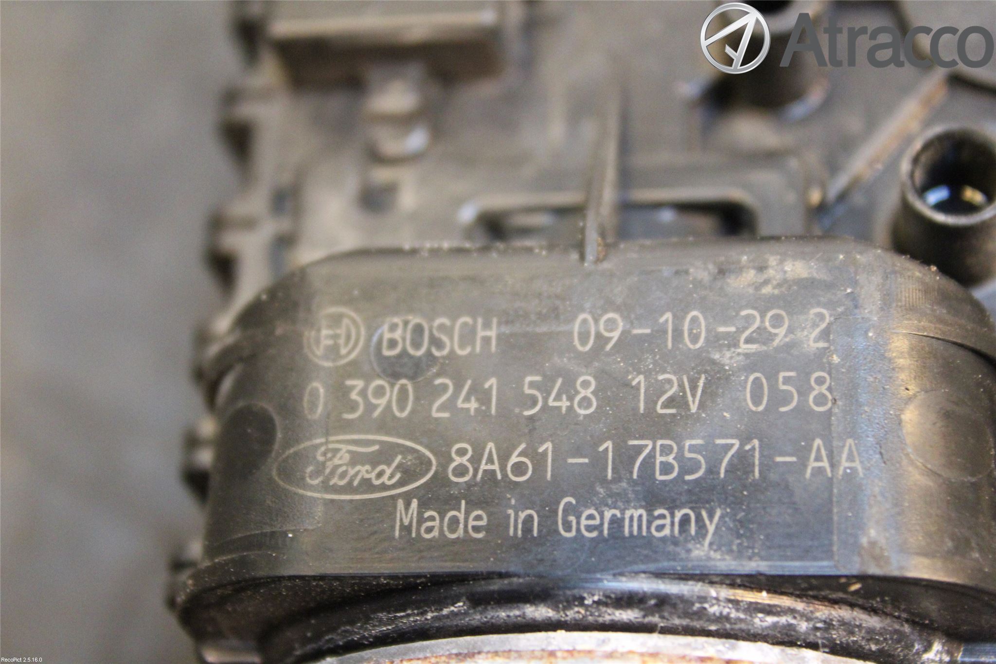 Ford FIESTA 09-12 Viskermotor Frontrute