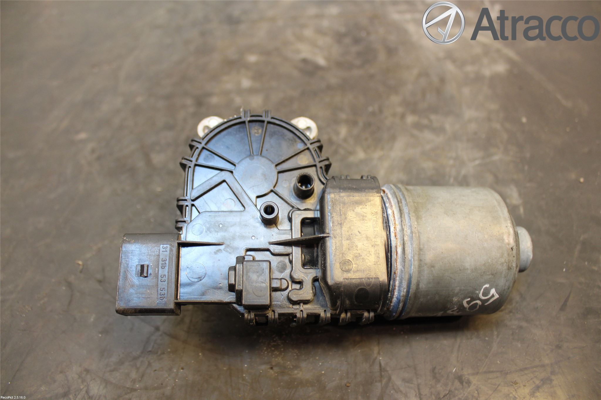 Ford FIESTA 09-12 Viskermotor Frontrute