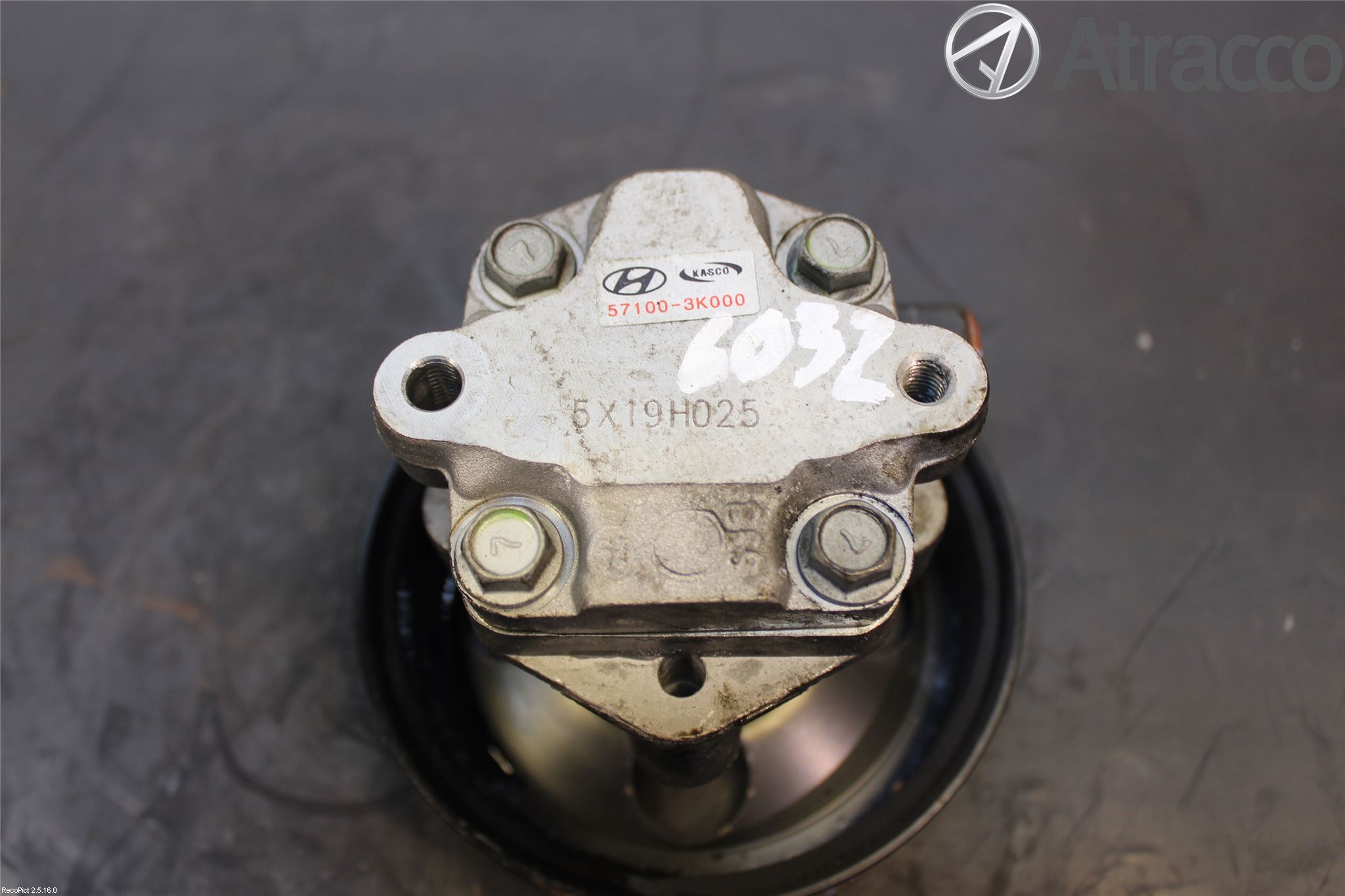 Hyundai SONATA 06-10 Servo Pumpe