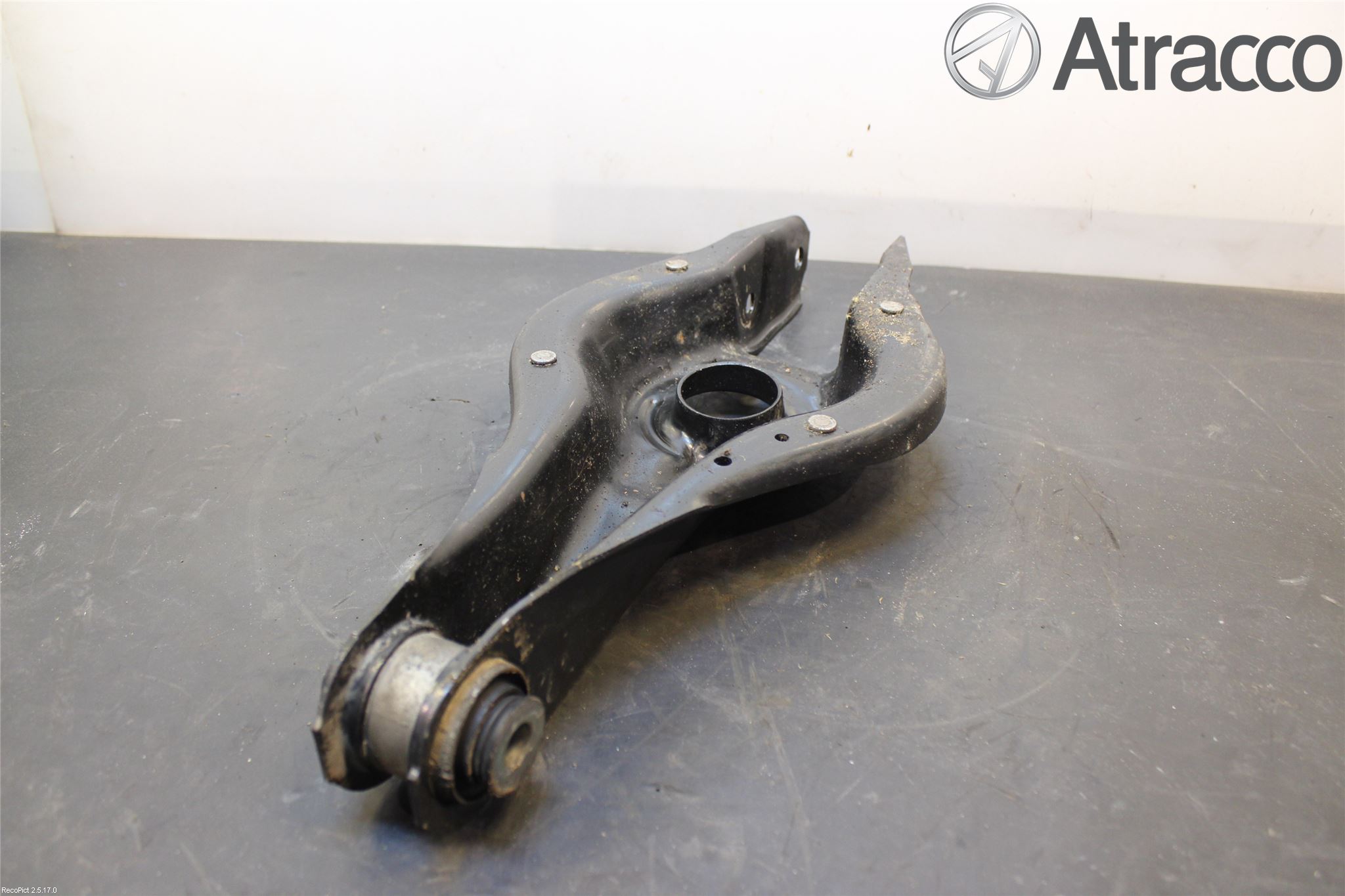 BMW 1 F20/F21 11-19 Bærearm Bak Høyre
