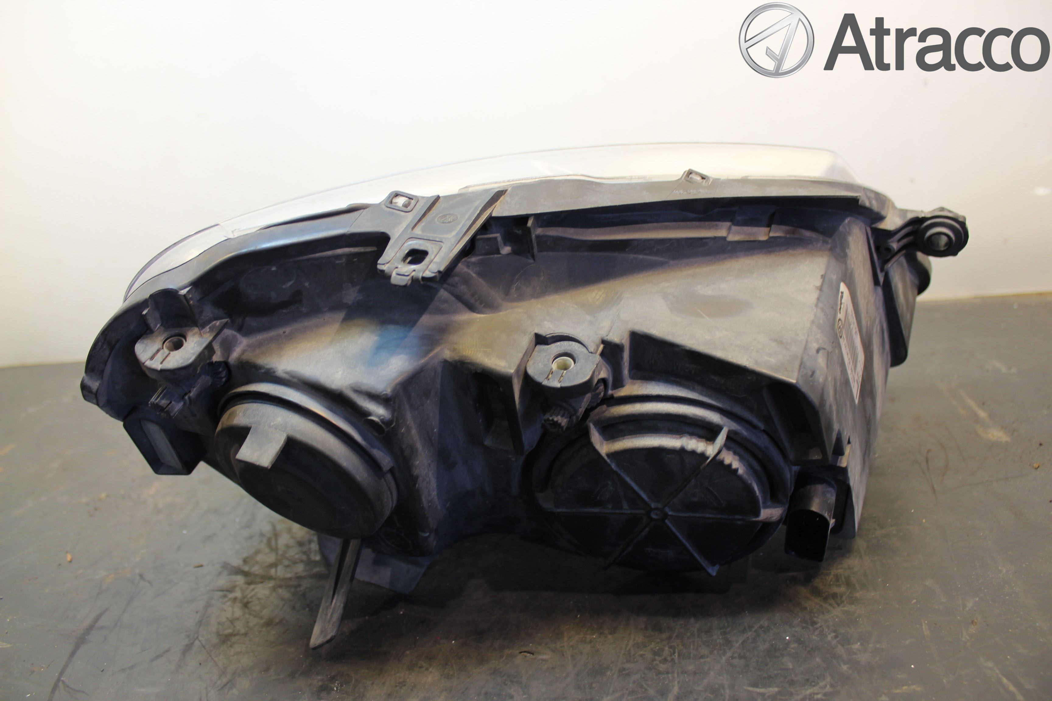 Volkswagen VW POLO 05-09 Frontlykt Venstre