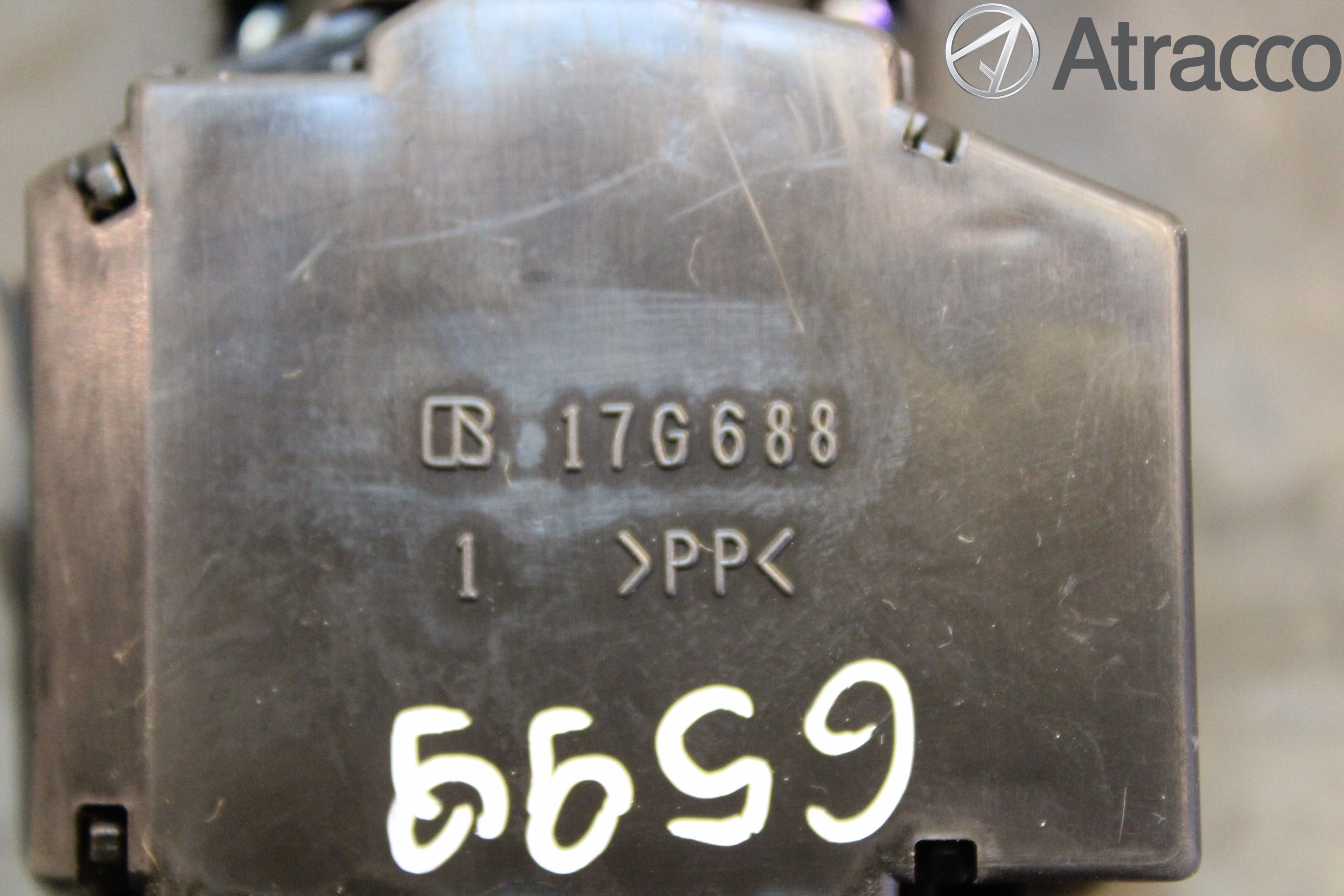 Mitsubishi ASX 10-22 Bryter Ratt Visker - Spyler