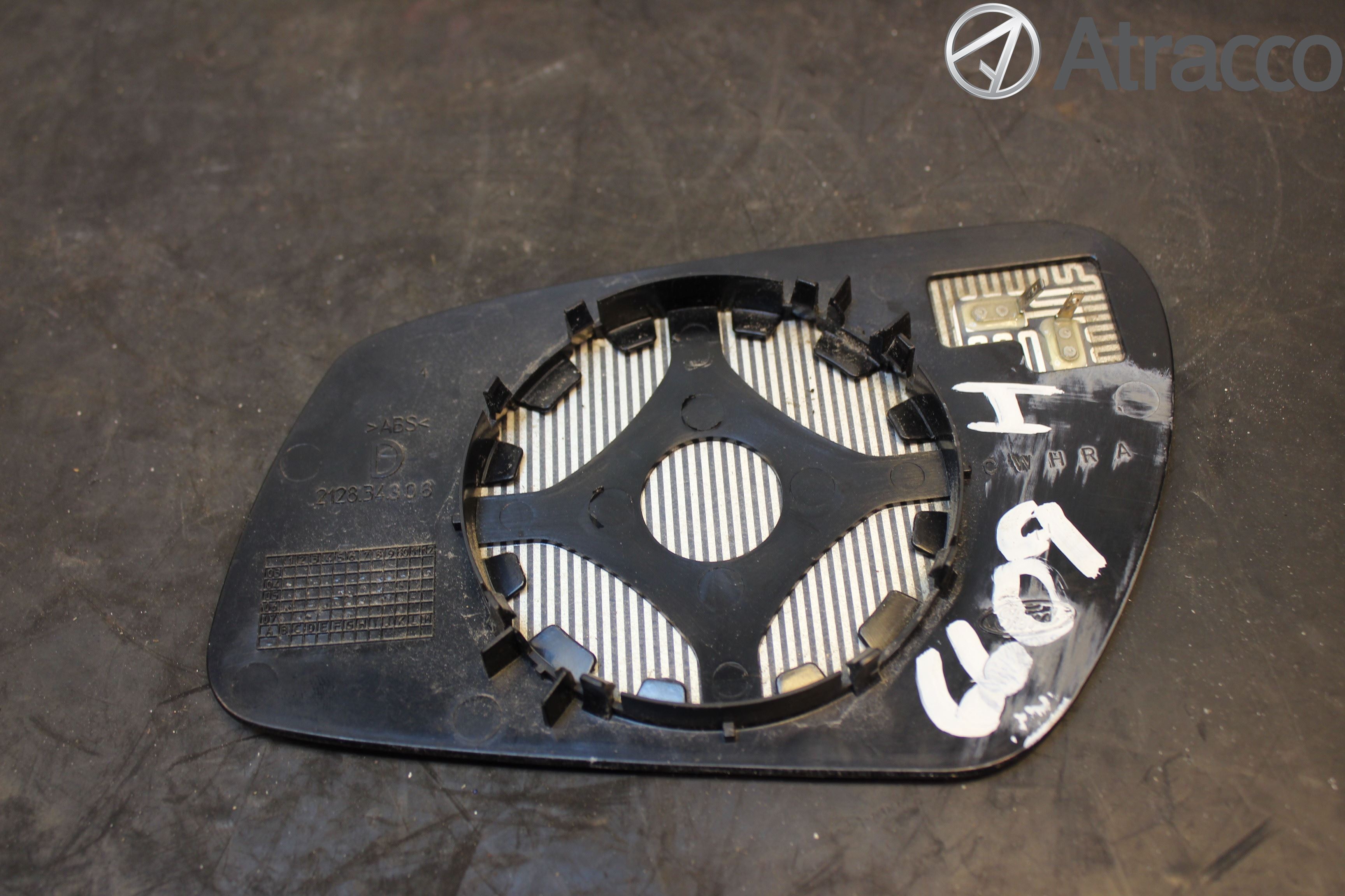 Ford FOCUS     04-07 Speil Glass H