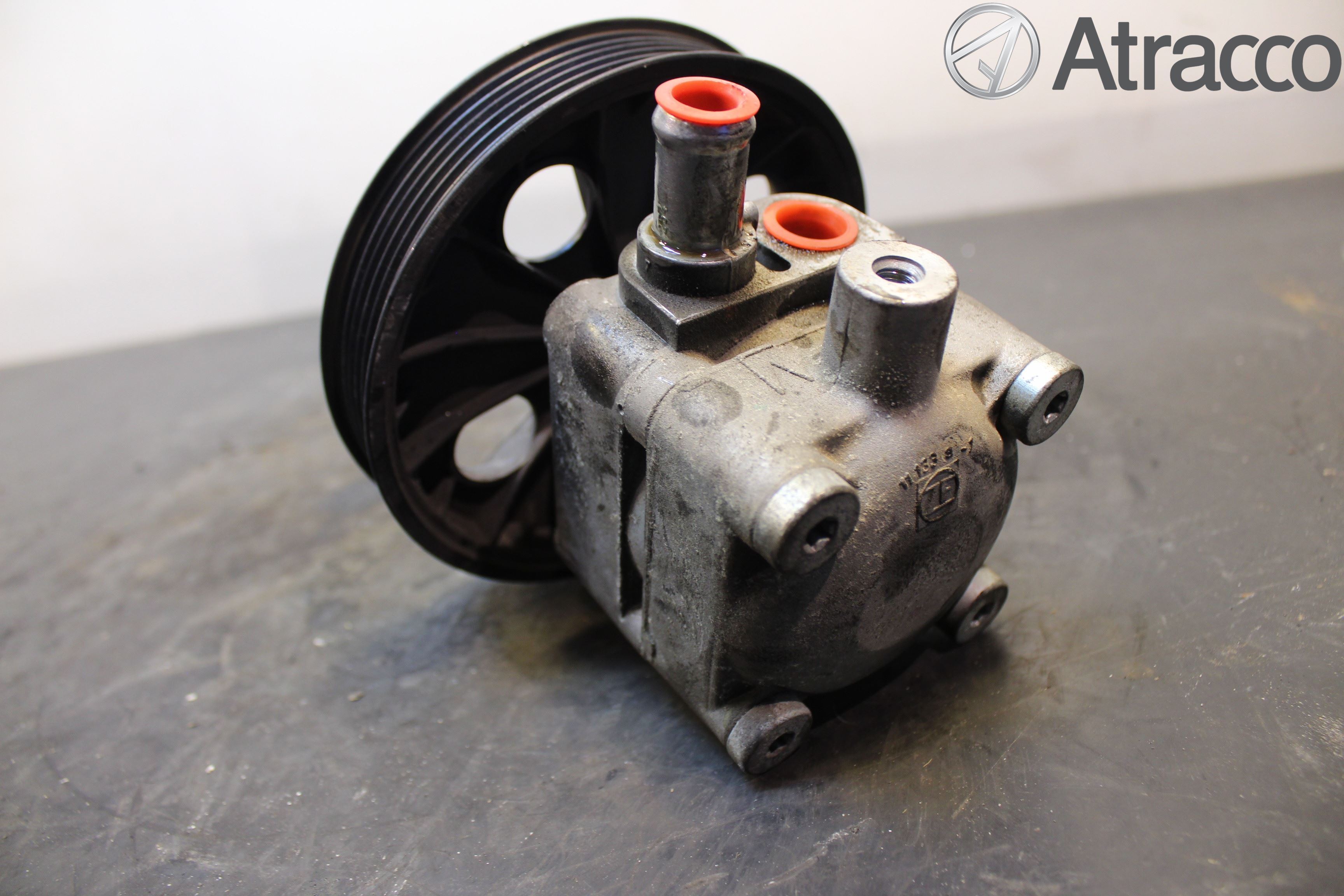 Volvo S40/V40    96-04 Servo Pumpe