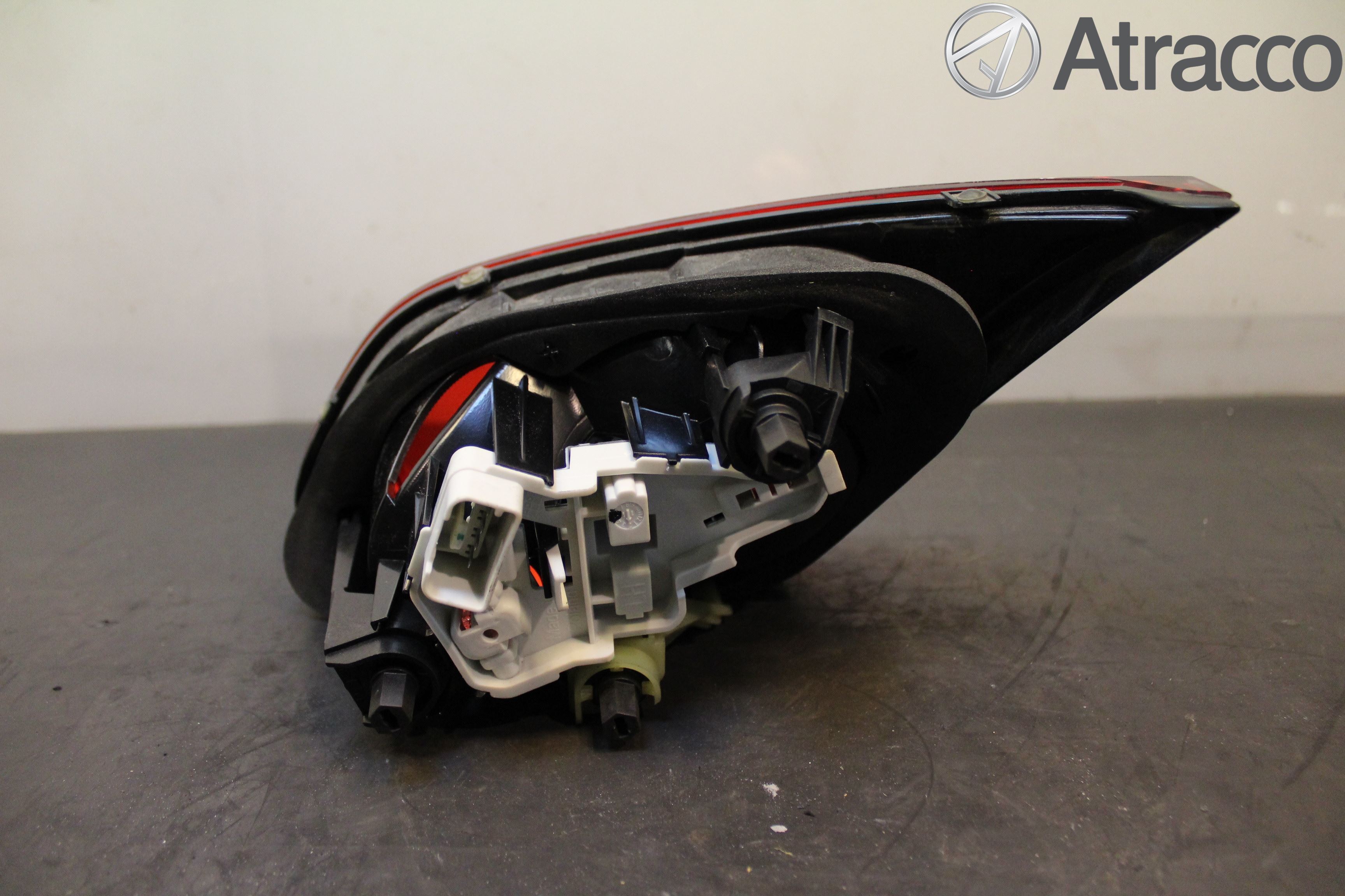 Volkswagen VW PASSAT CC 08-16 Baklykt Venstre  På Luke(Indre