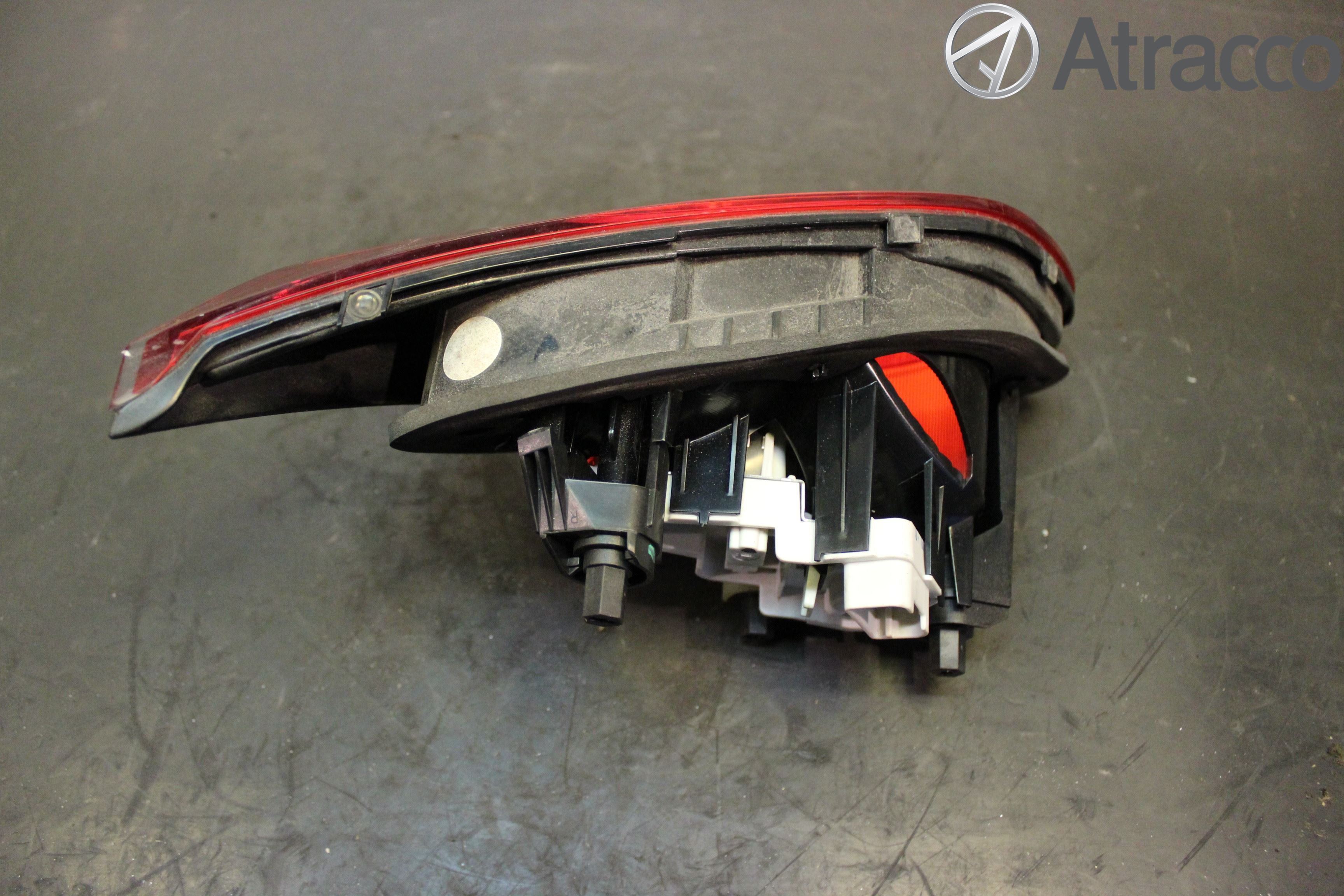 Volkswagen VW PASSAT CC 08-16 Baklykt Høyre  På Luke(Indre)