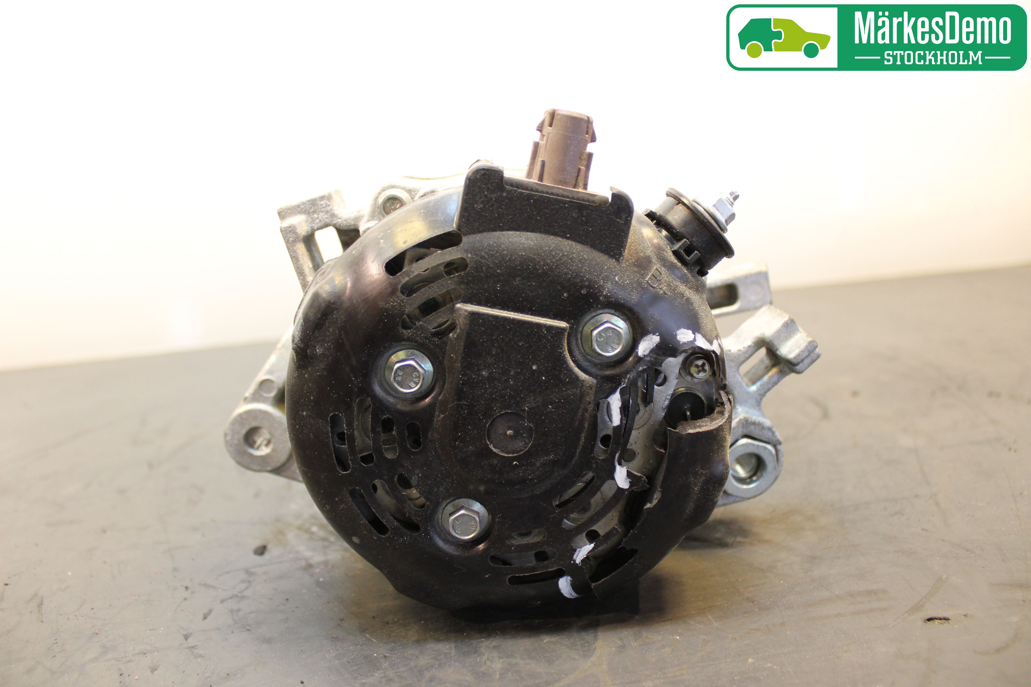 Toyota YARIS XP130 12-14 Dynamo