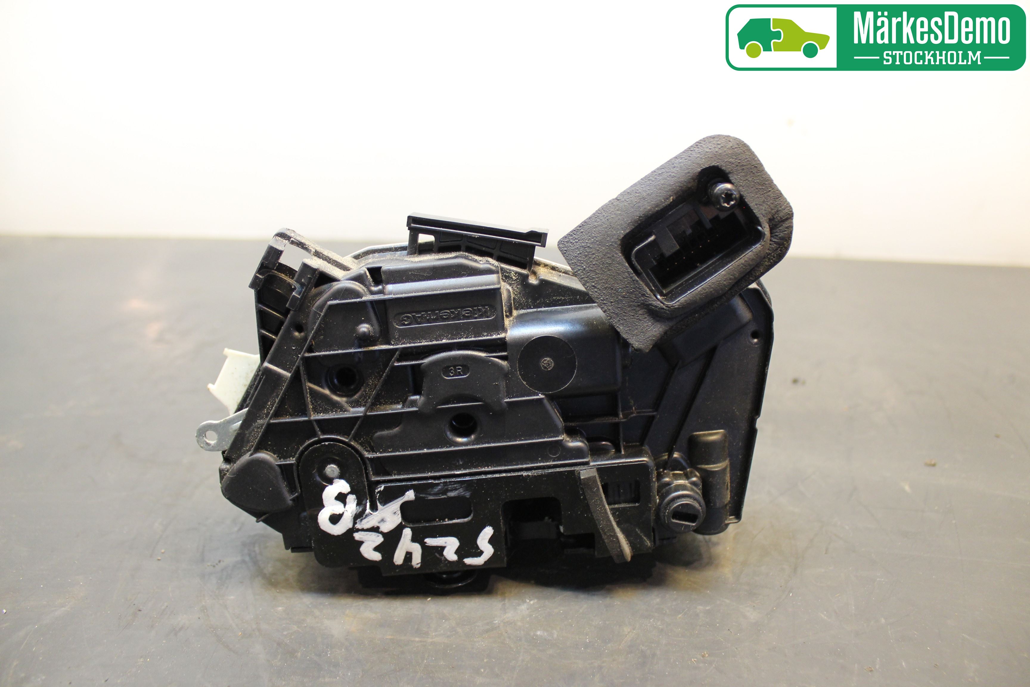 Volkswagen VW POLO 10-17 Dørlås - Låsekasse