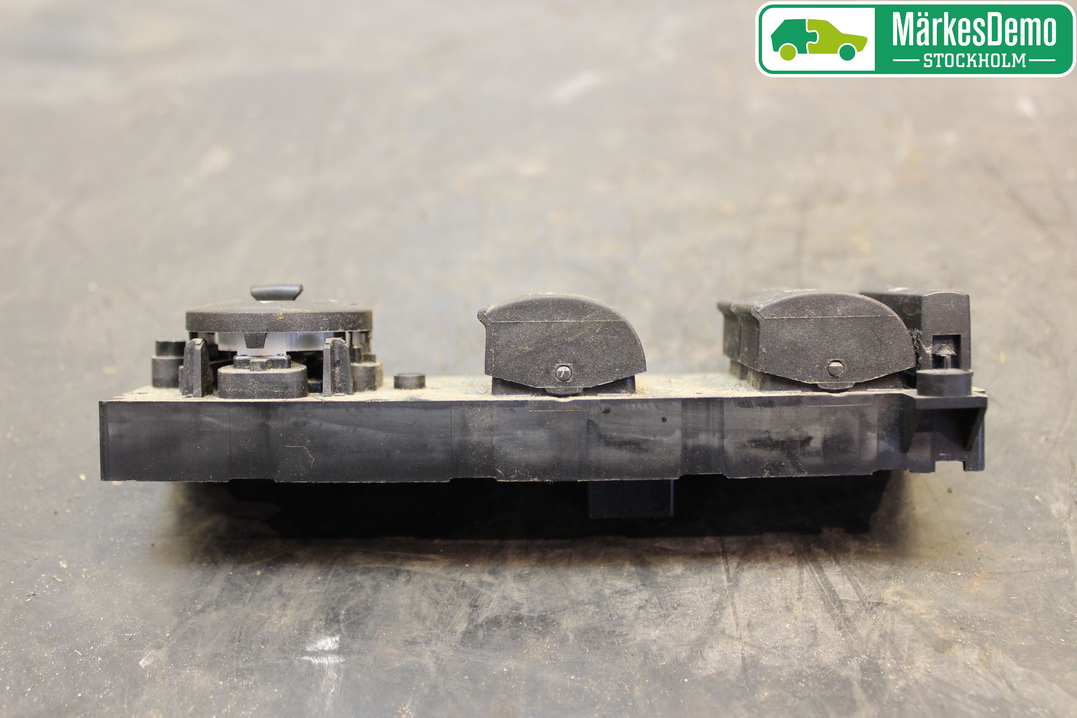Ford FOCUS 08-11 Bryter Vindusheis