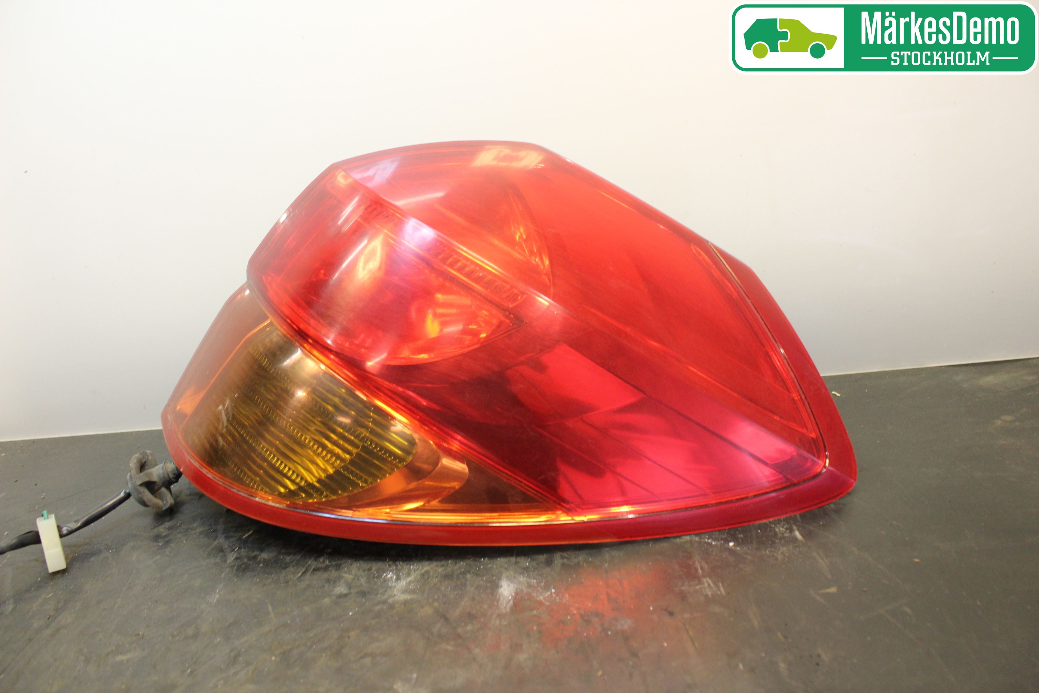Subaru LEGACY    04-06 Baklykt Høyre
