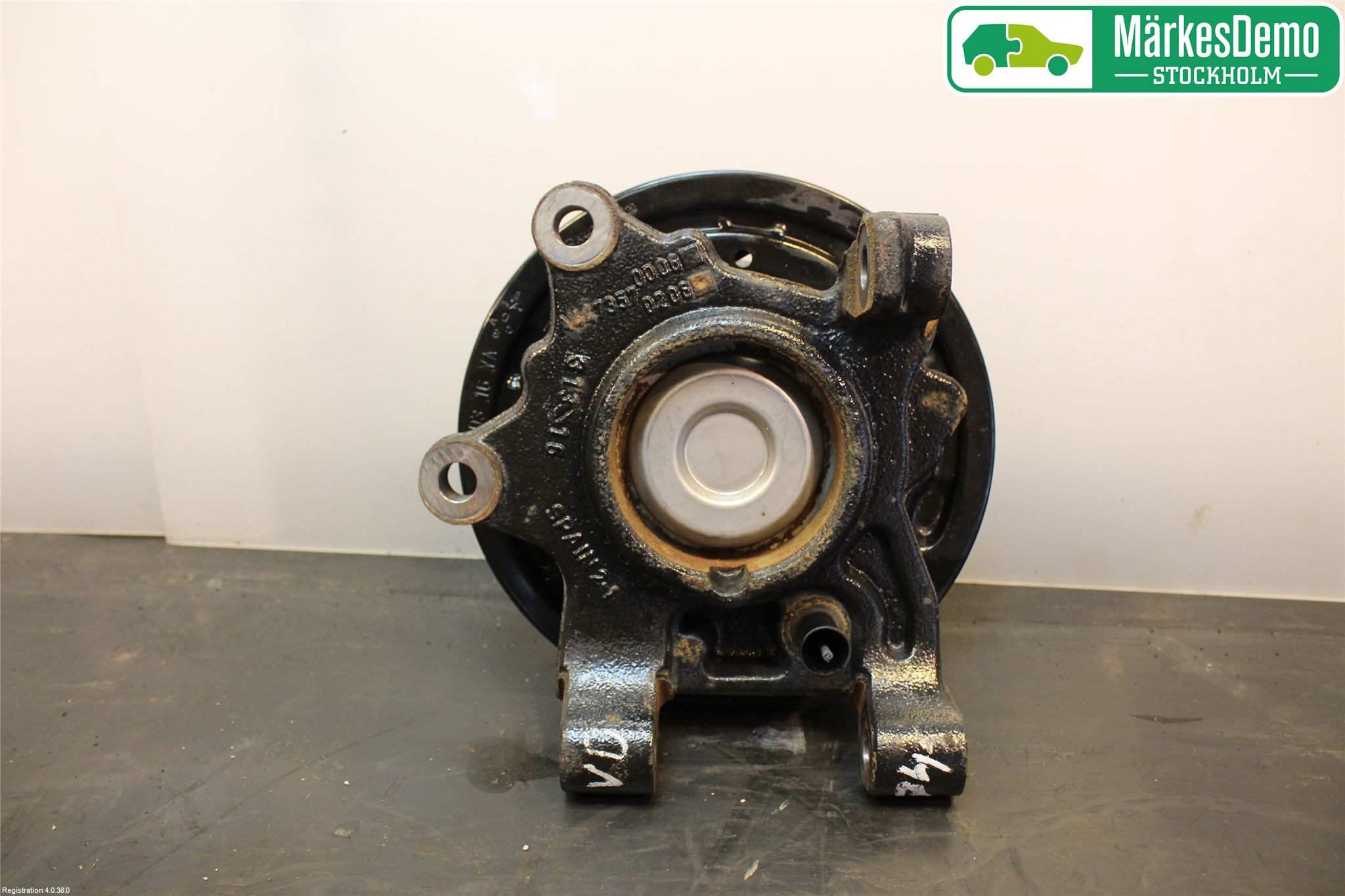 Mercedes-Benz MB VITO/V-KLASS (W640,W447,W448) 14- Hjullagerhus Bak Venstre
