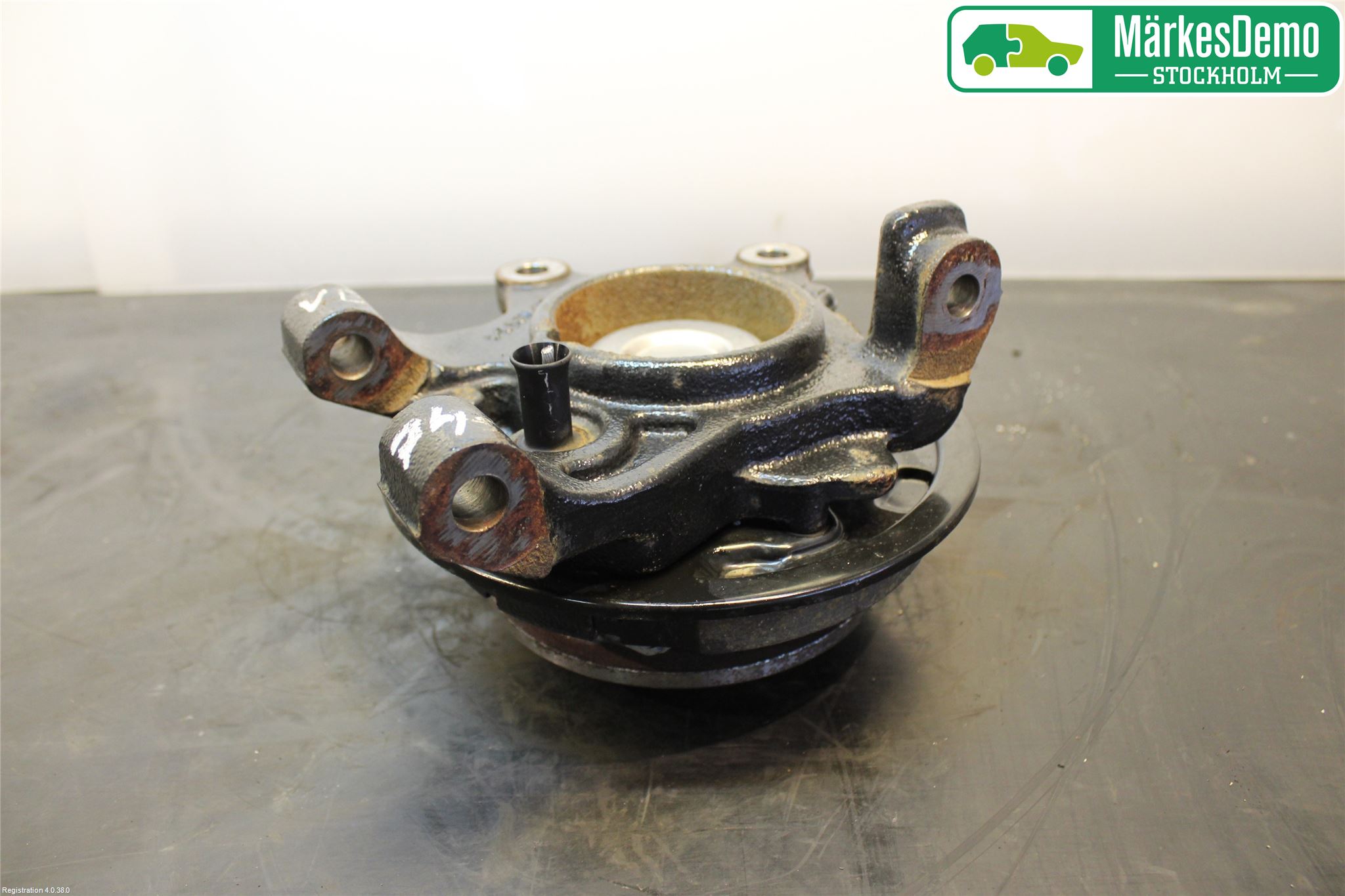 Mercedes-Benz MB VITO/V-KLASS (W640,W447,W448) 14- Hjullagerhus Bak Venstre