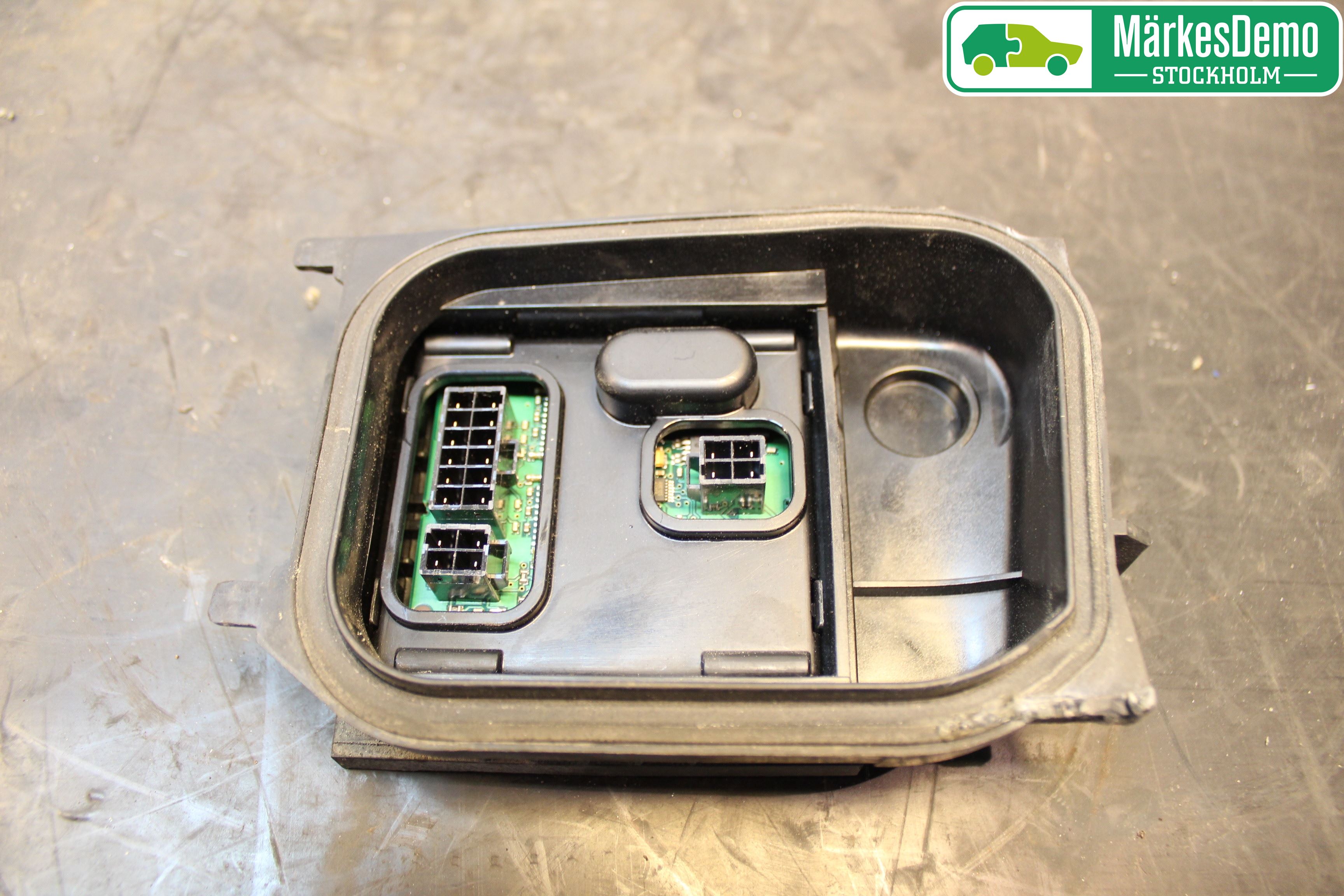 Volkswagen VW PASSAT 05-11 Styreenhet Xenon