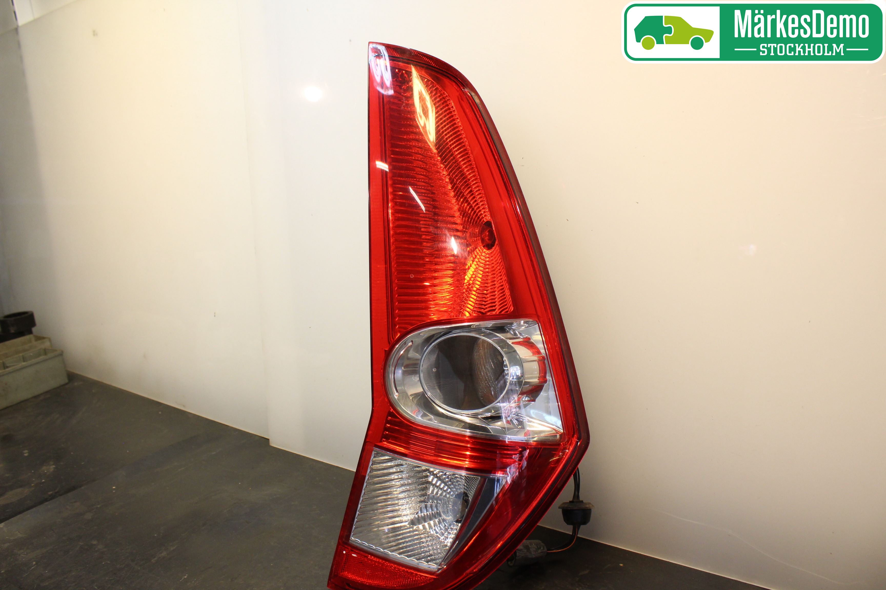 Suzuki SPLASH Baklykt Høyre