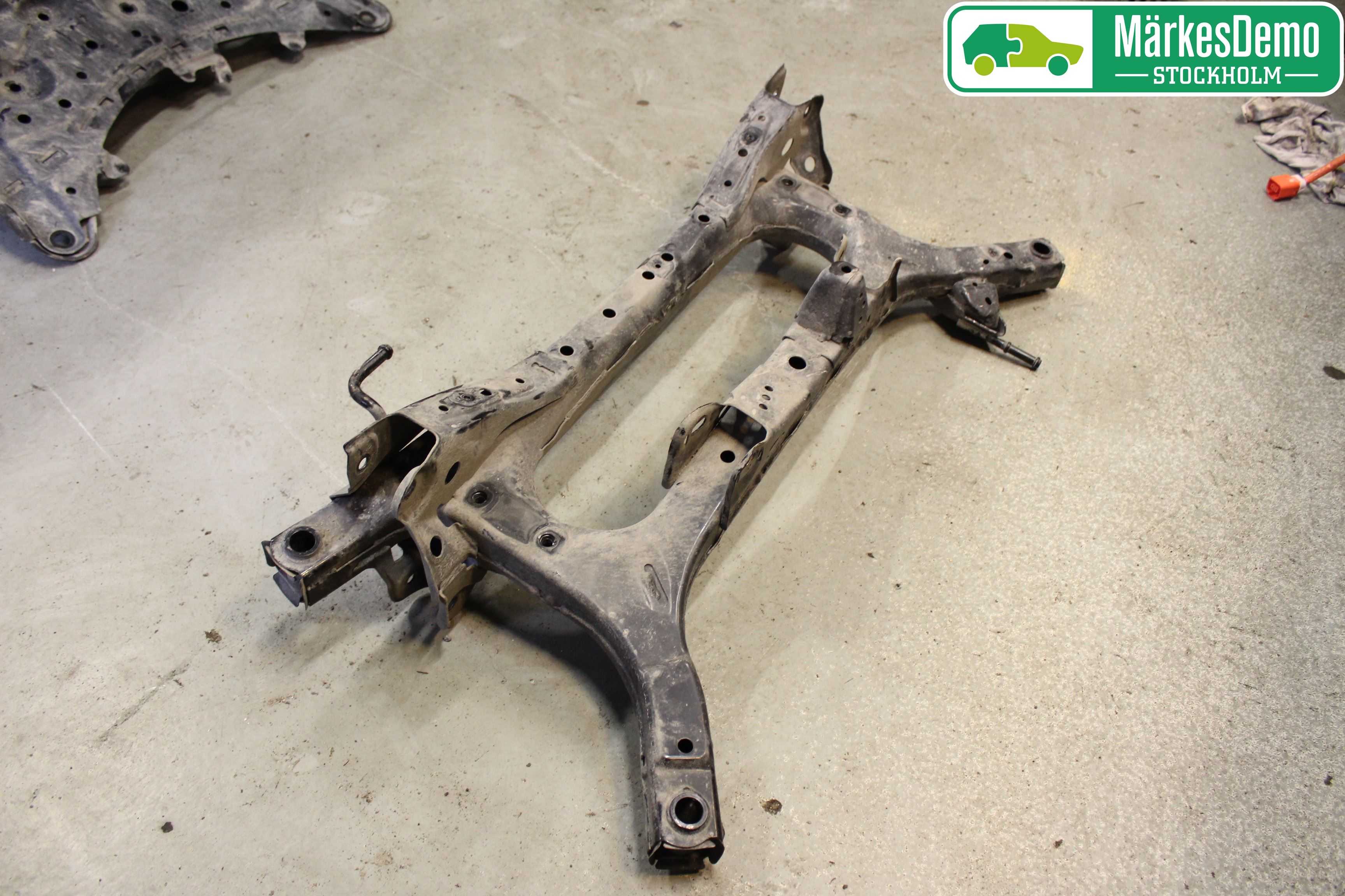 Toyota PRIUS (ZVW50) 16-21 Bakaksel Feste Travers-Ramme
