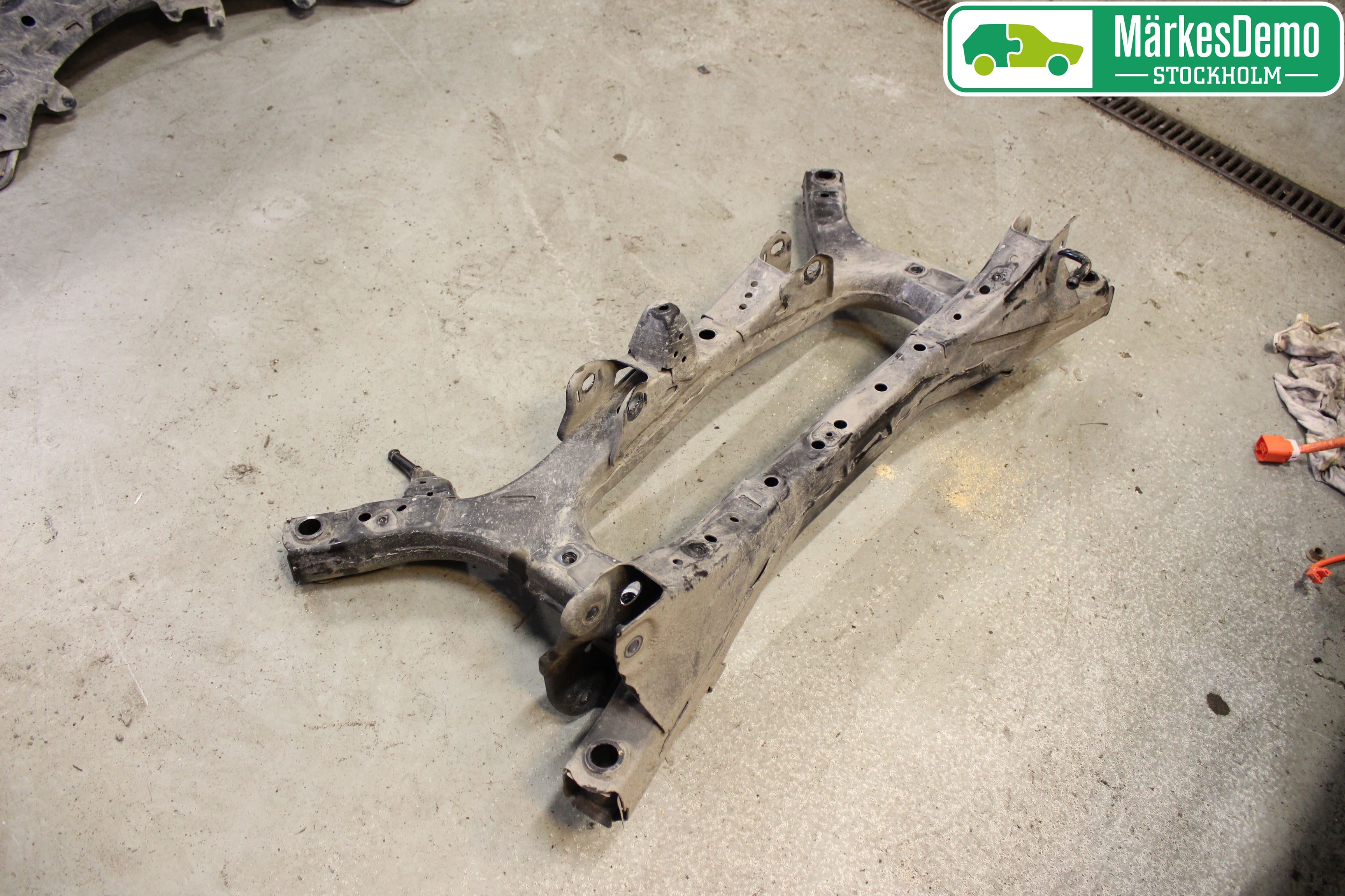 Toyota PRIUS (ZVW50) 16-21 Bakaksel Feste Travers-Ramme