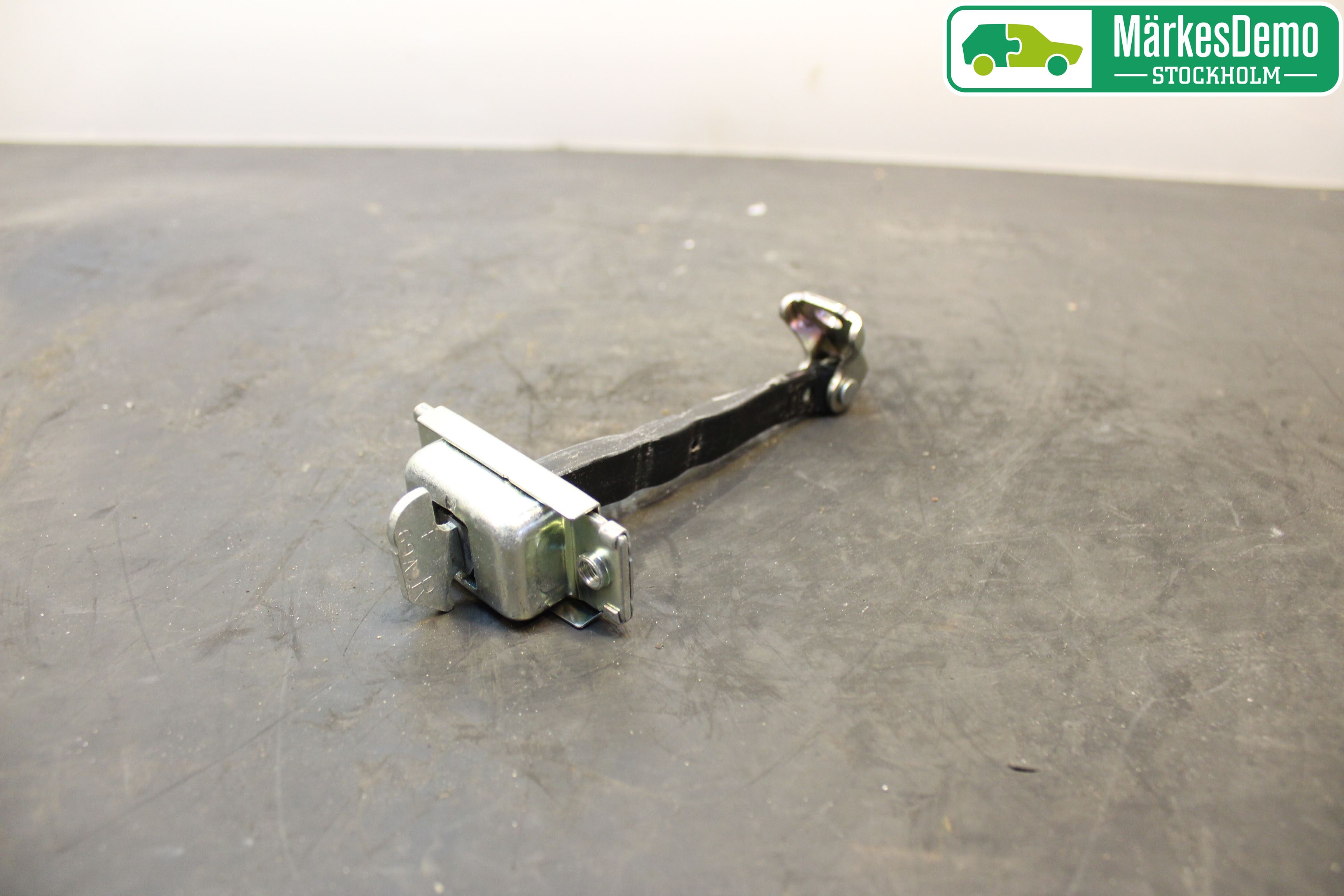 Toyota PRIUS (ZVW50) 16-21 Dørstopper