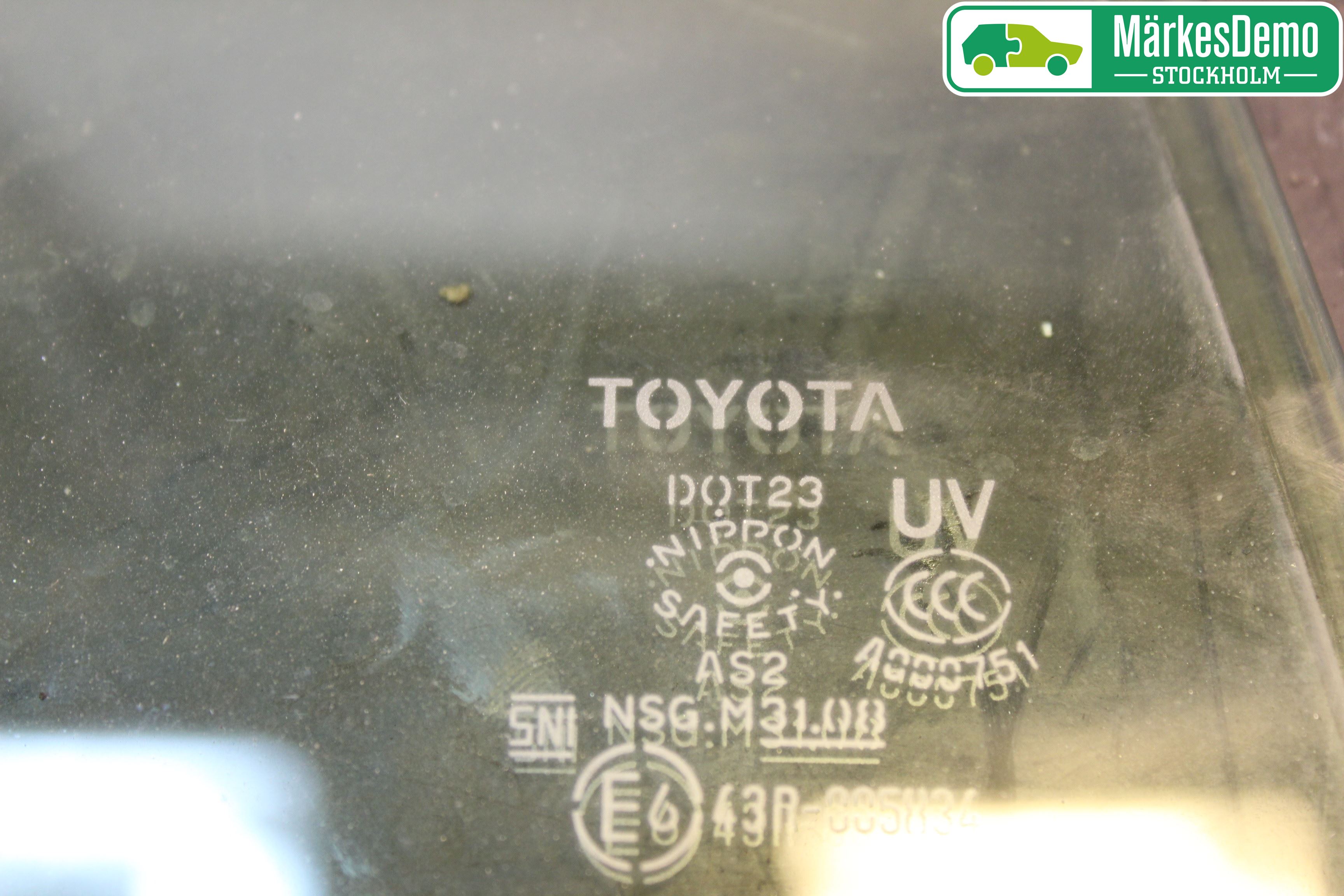 Toyota PRIUS (ZVW50) 16-21 Dørrute Bak Vens Trekant 4D