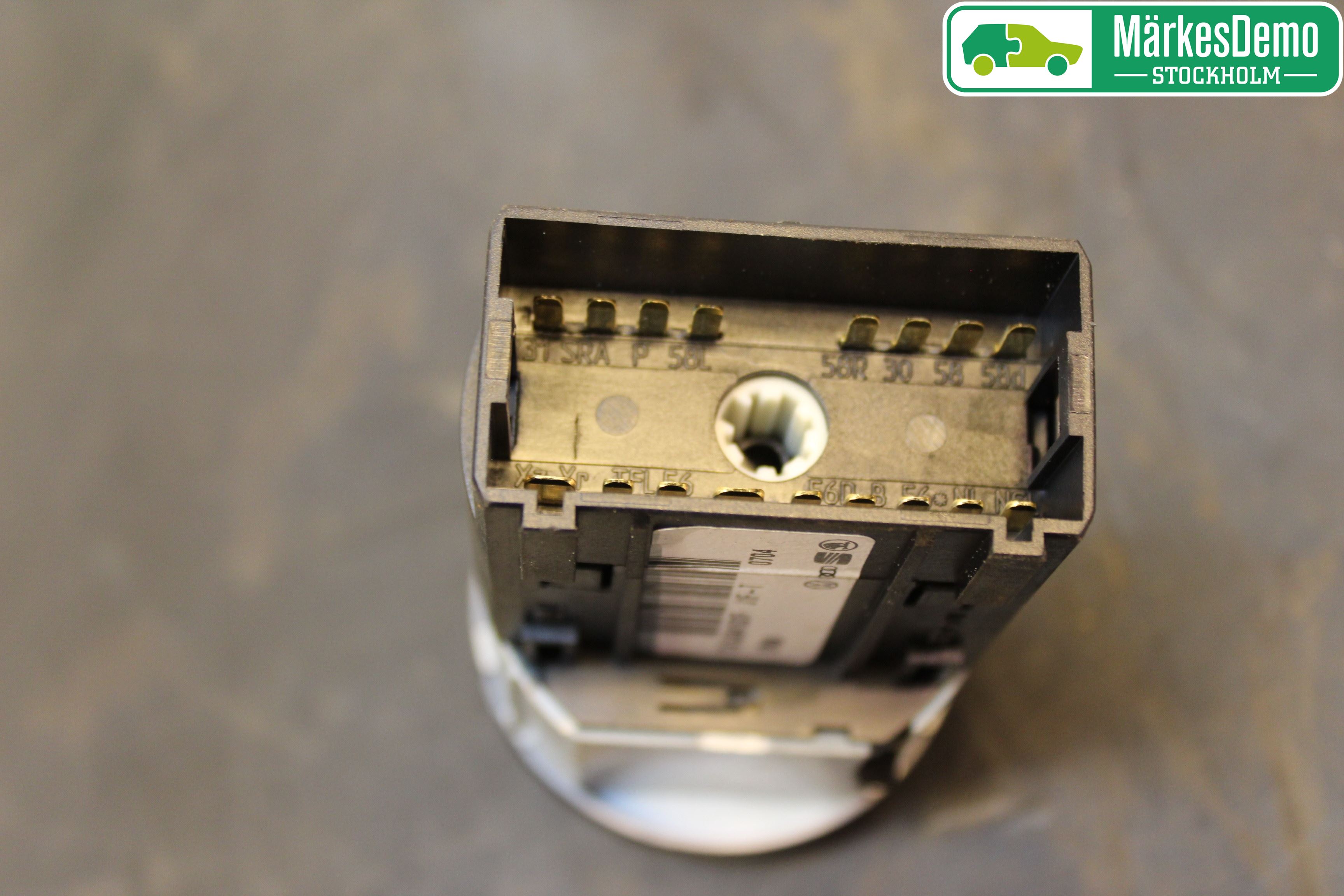 Skoda RAPID Bryter Hovedlys