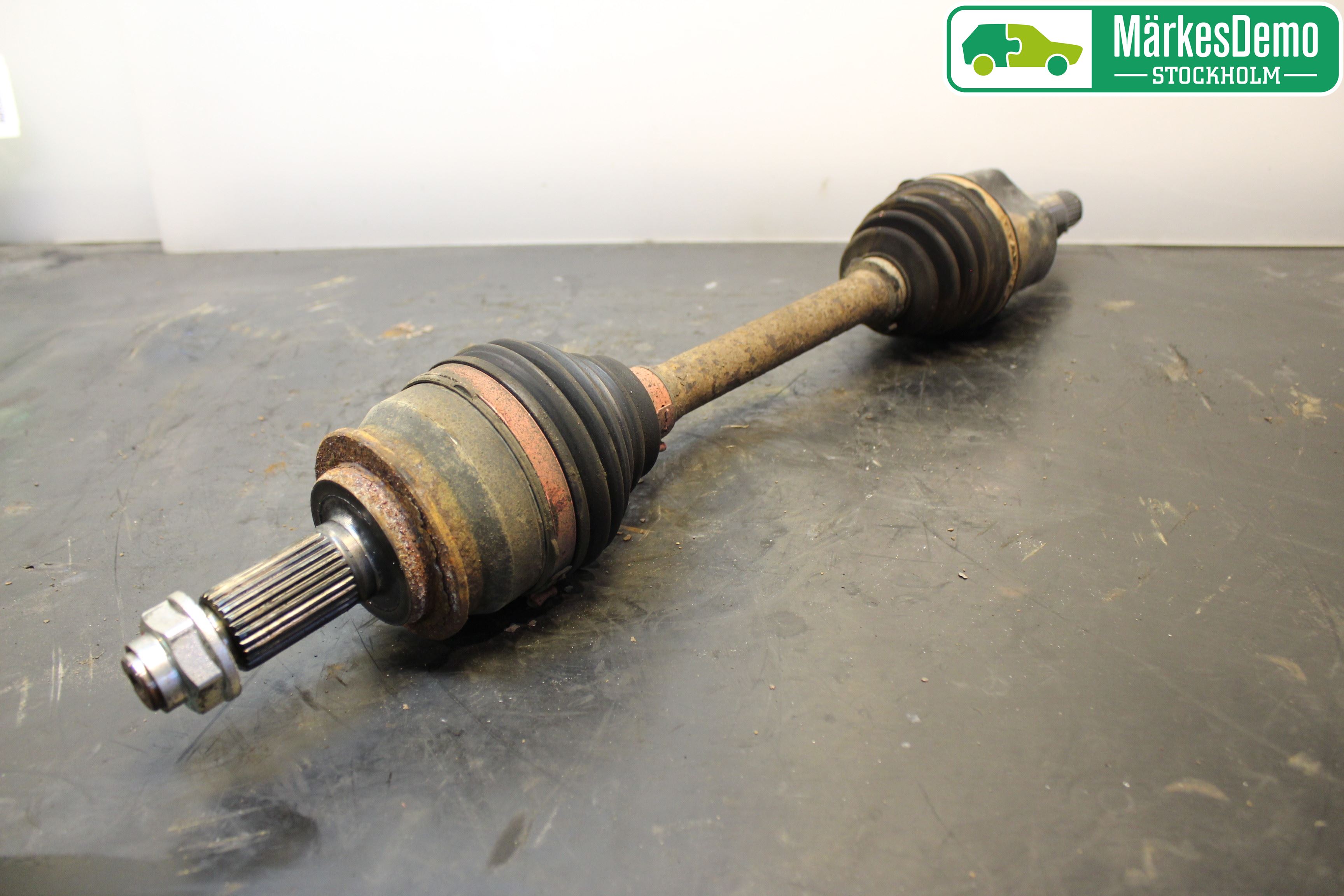 Suzuki GRAND VITARA II 06-14 Drivaksel Foran Kompl Høyre