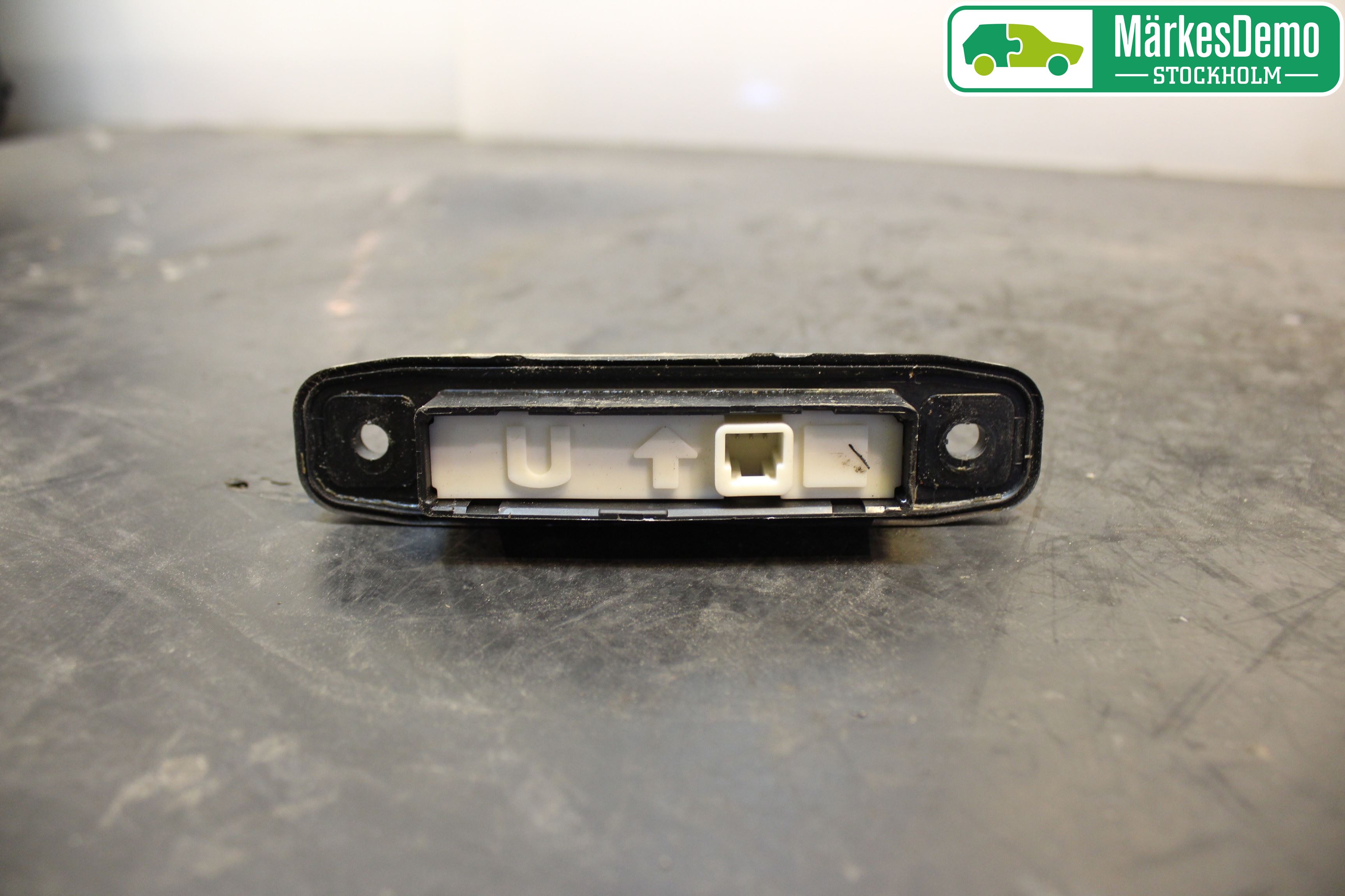 Toyota RAV4 13-18 Bakluke Handtak Ytre