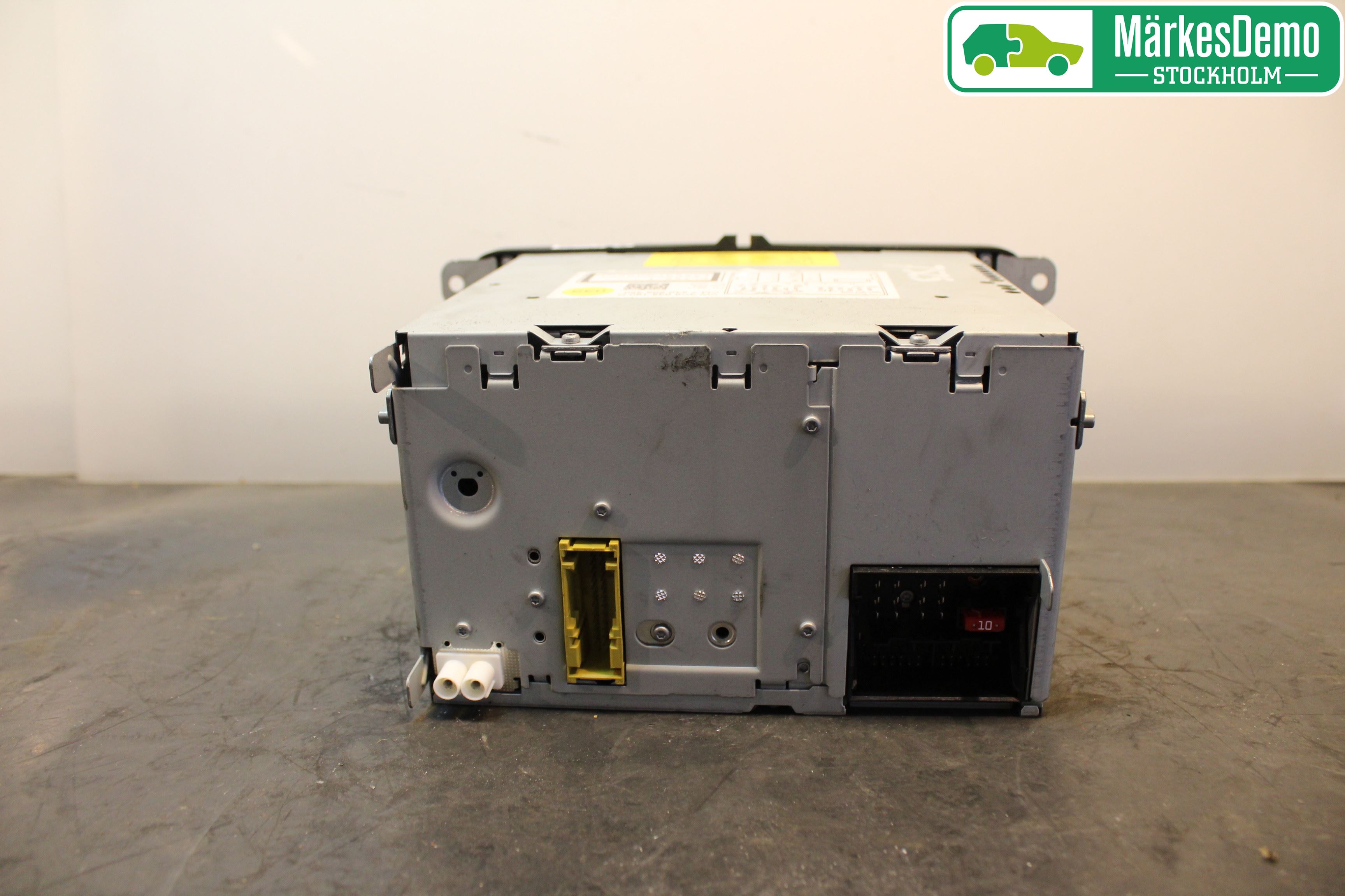 Volkswagen VW PASSAT 11-14 Stereo Radio Med Cd