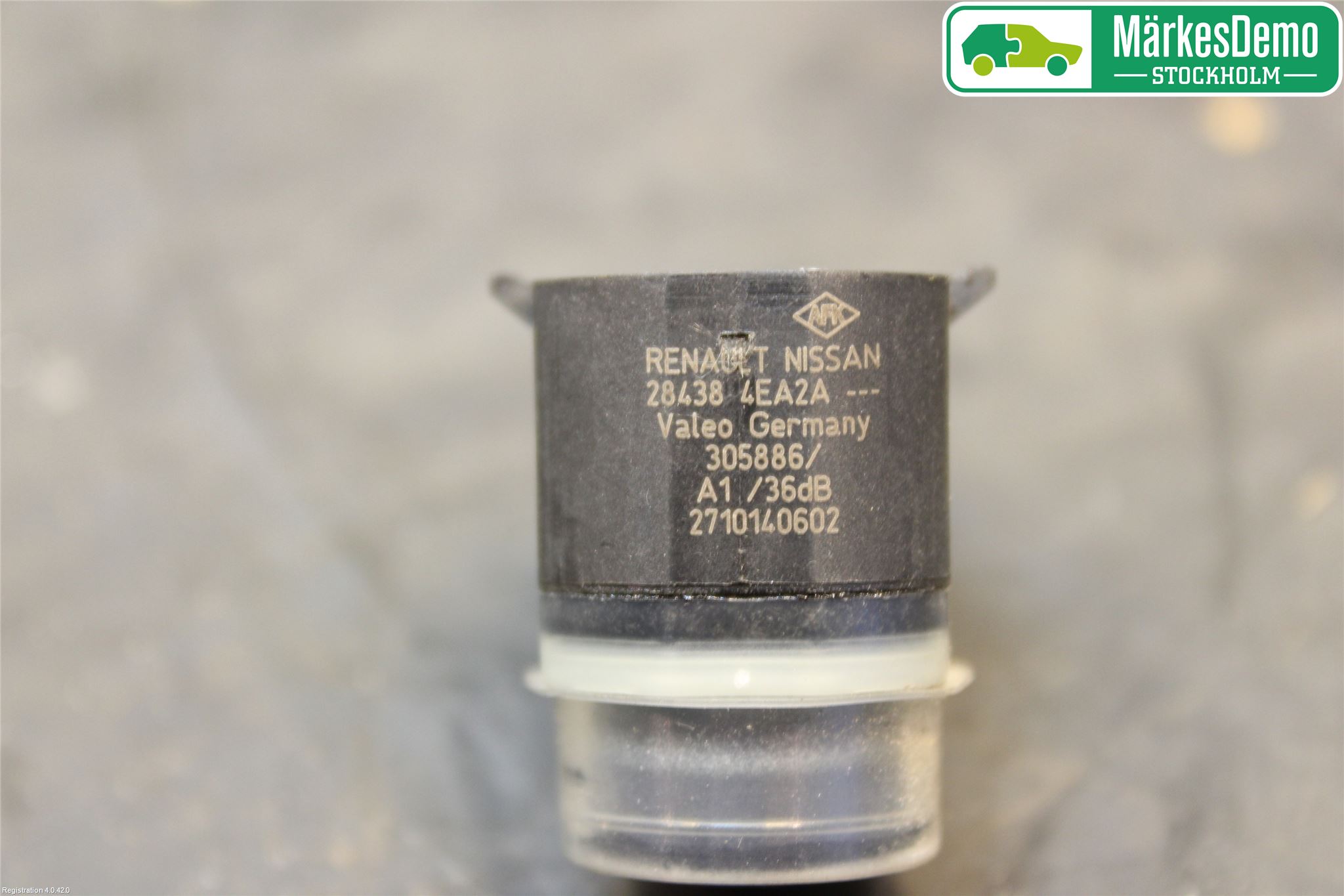 Nissan QASHQAI 14-17 Sensor Parkering Front