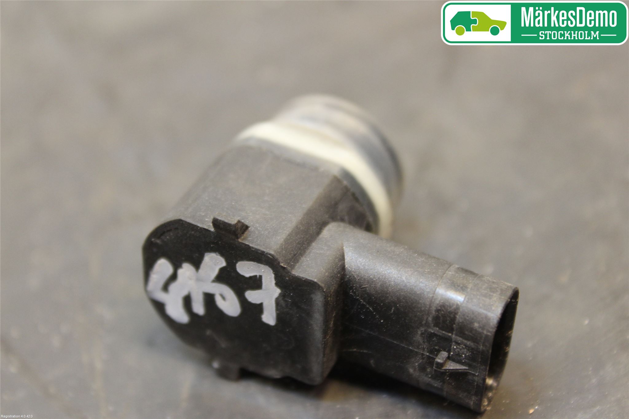 Nissan QASHQAI 14-17 Sensor Parkering Front