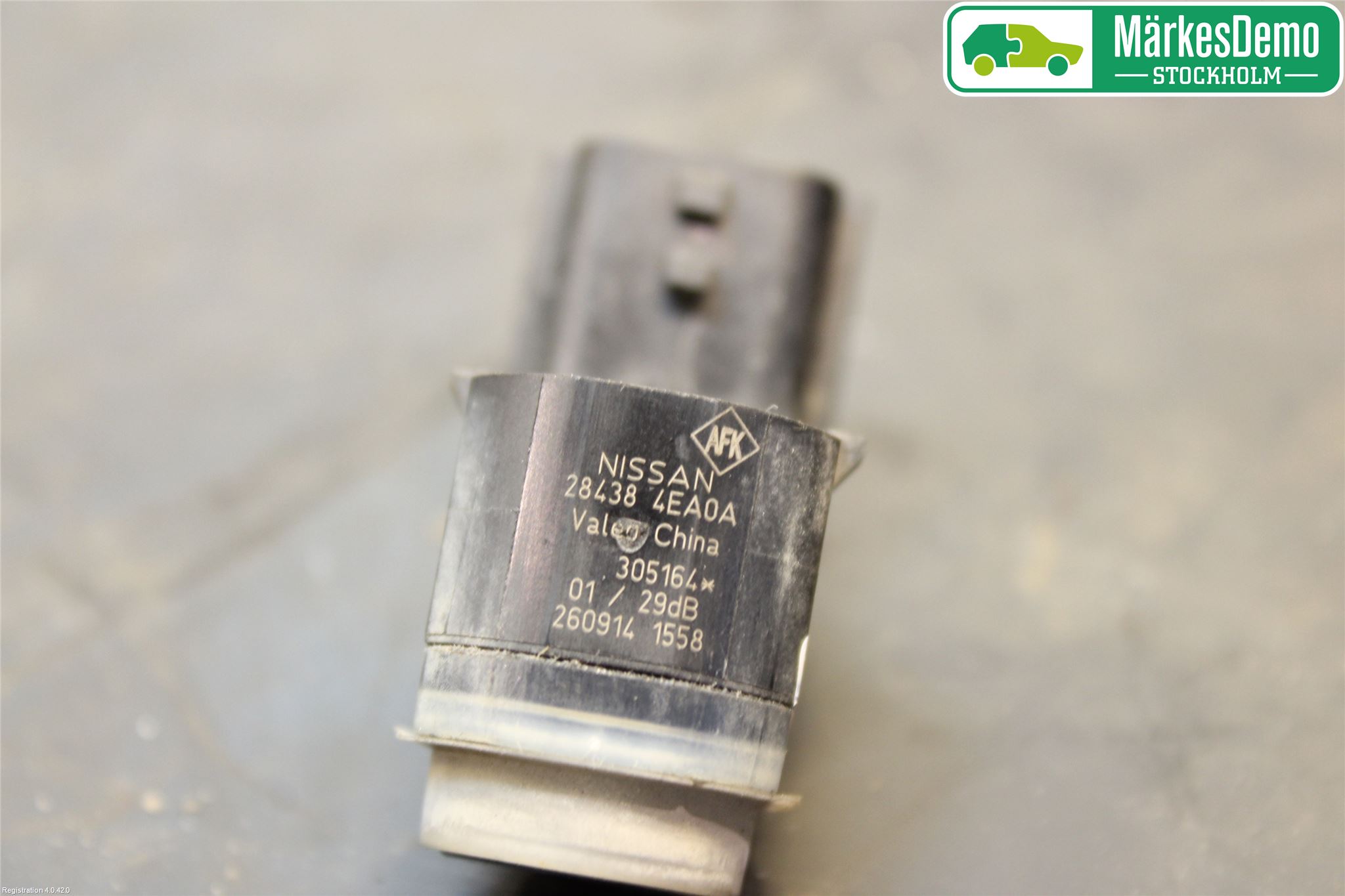 Nissan QASHQAI 14-17 Sensor Parkering Front