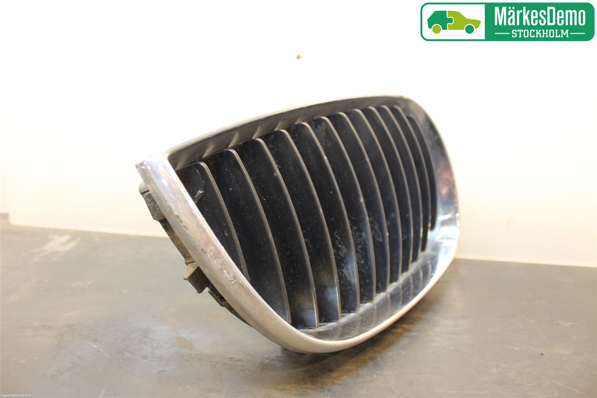 BMW 1 E87/81 5D/3D 03-11 Grilldel Høyre