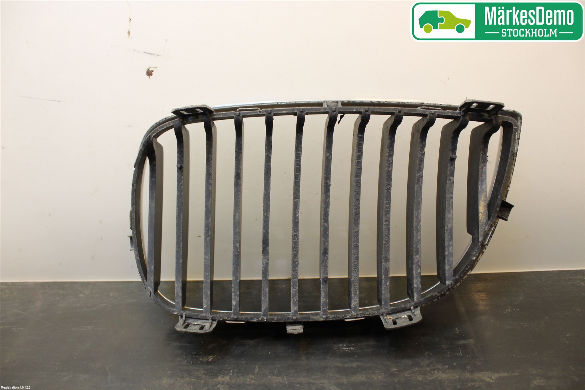 BMW 1 E87/81 5D/3D 03-11 Grilldel Høyre