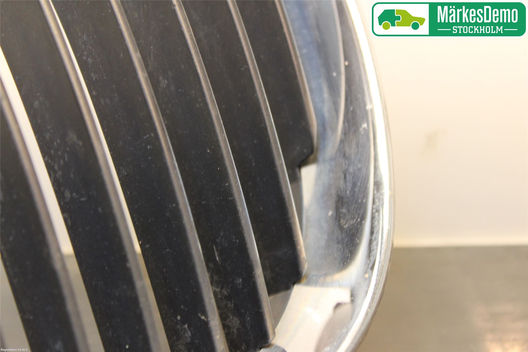 BMW 1 E87/81 5D/3D 03-11 Grilldel Venstre