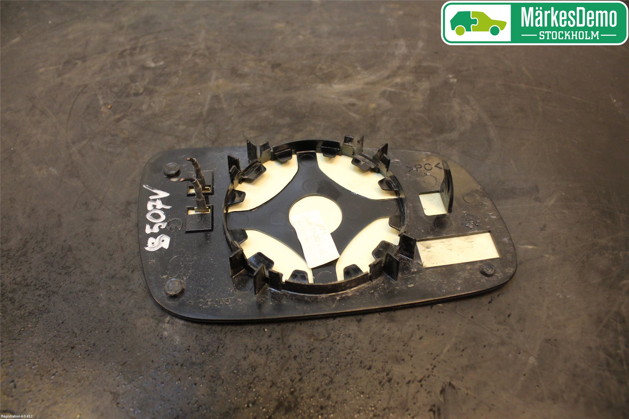 Skoda OCTAVIA (1U) 96-11 Speil Glass V